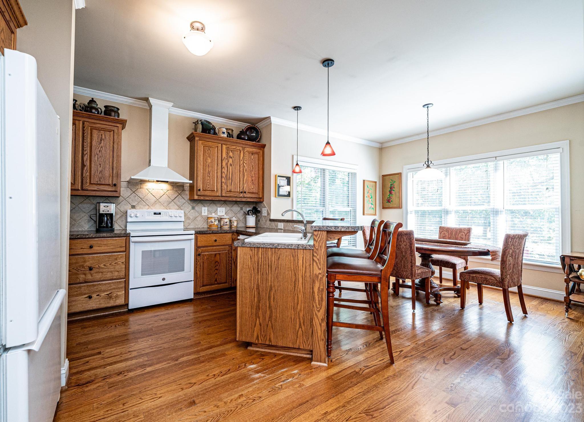 Olde Creekside - Residential