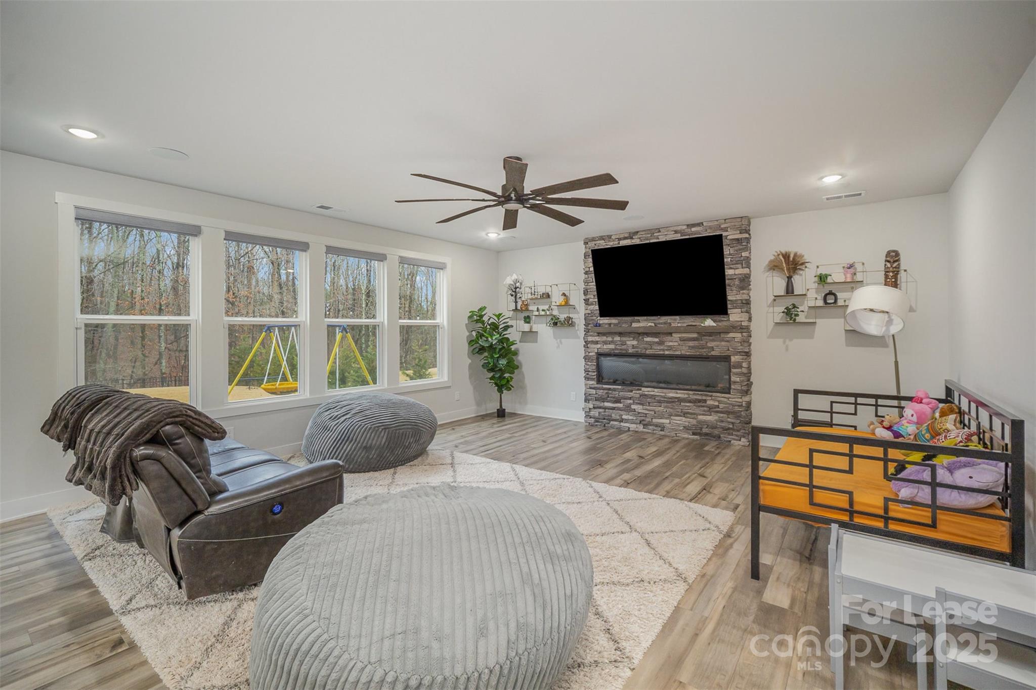 Ridgecrest - Residential Lease