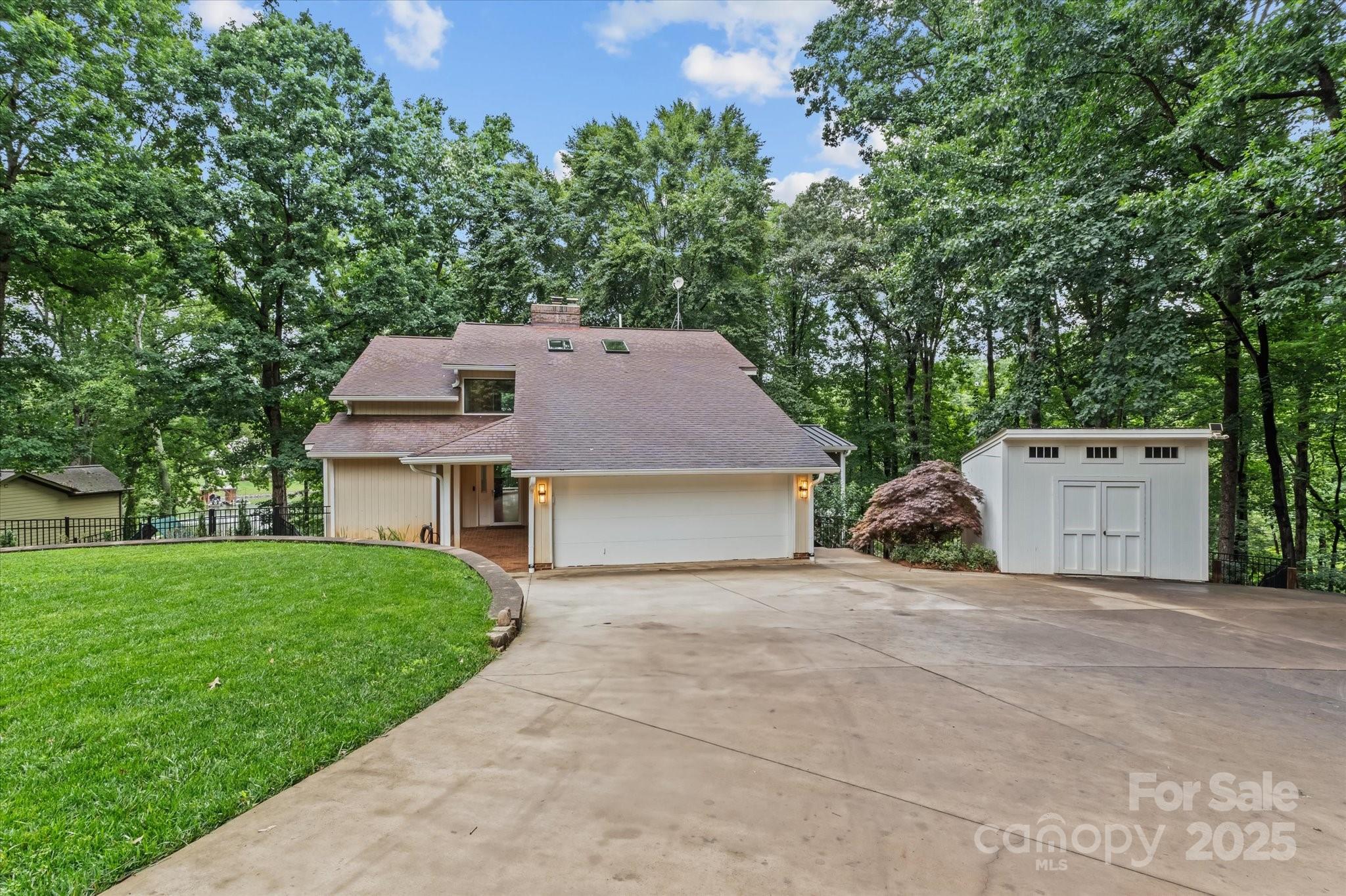 138 Ardmore Place