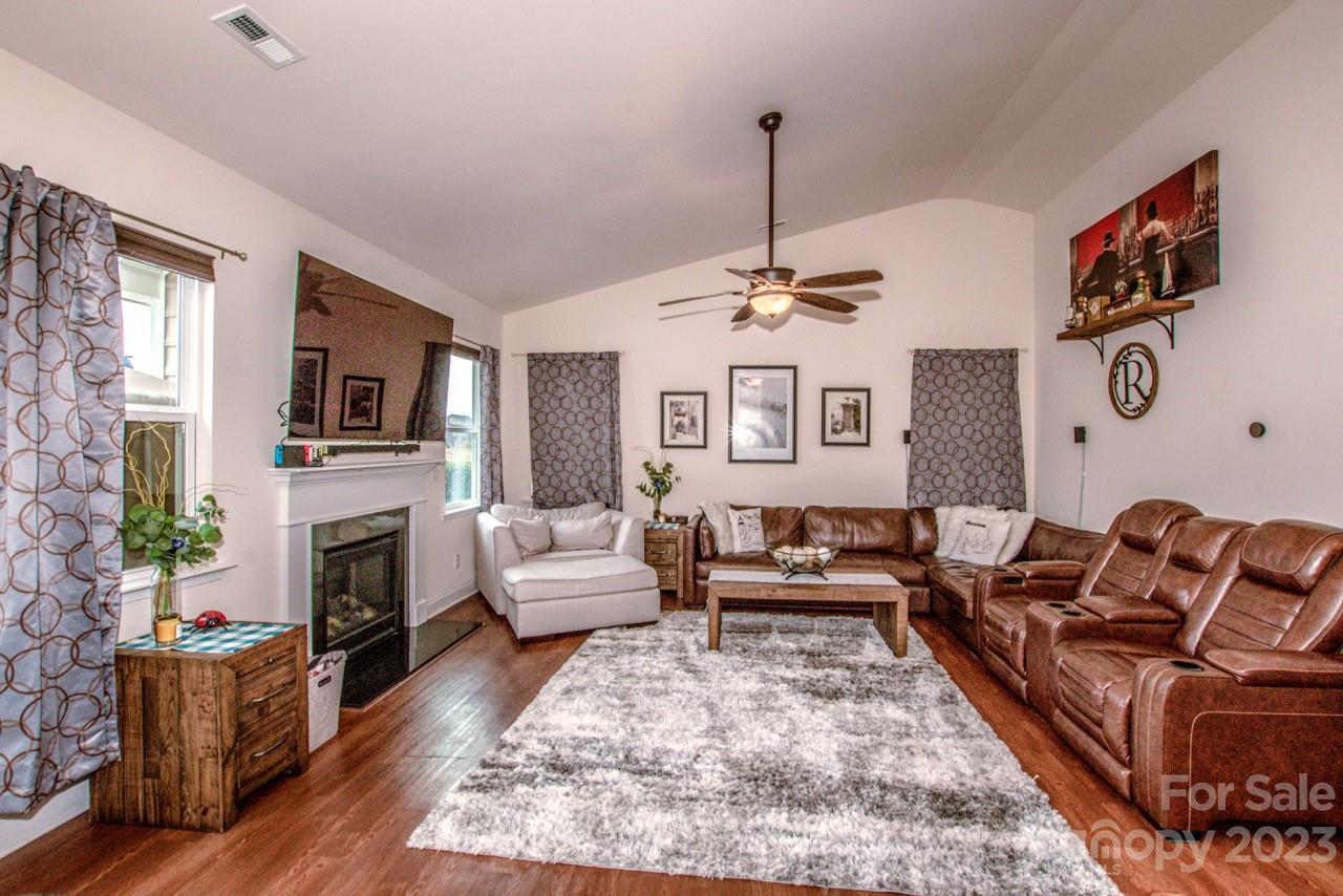 Pecan Hills - Residential
