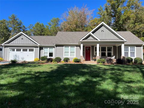 Photo of 7109 Dorey Lane, Waxhaw, NC 28173 (MLS # 4315688)