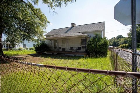 A home in Clover