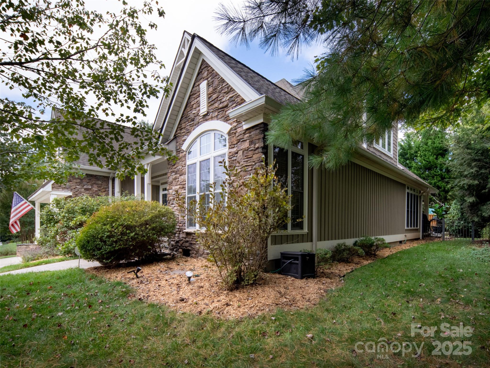 47 Ledgestone Drive