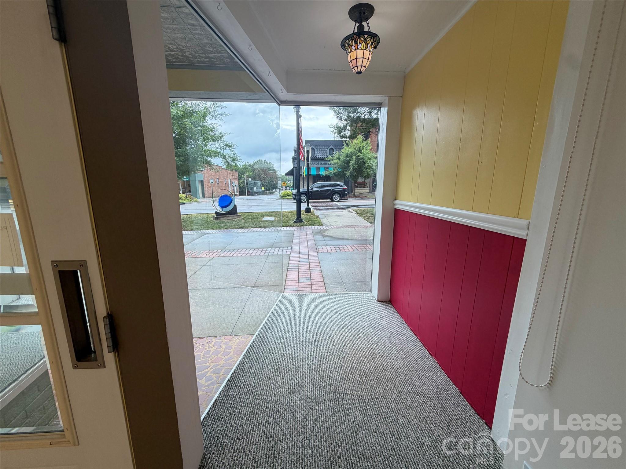 119 E Broad Street