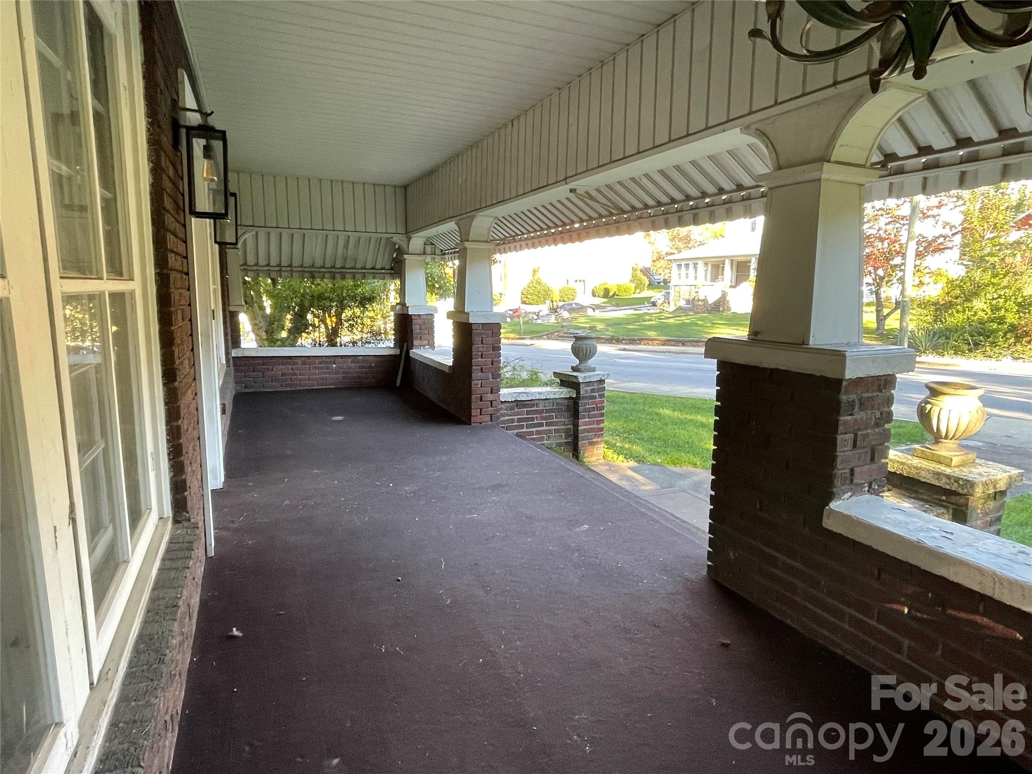 318 Academy Street