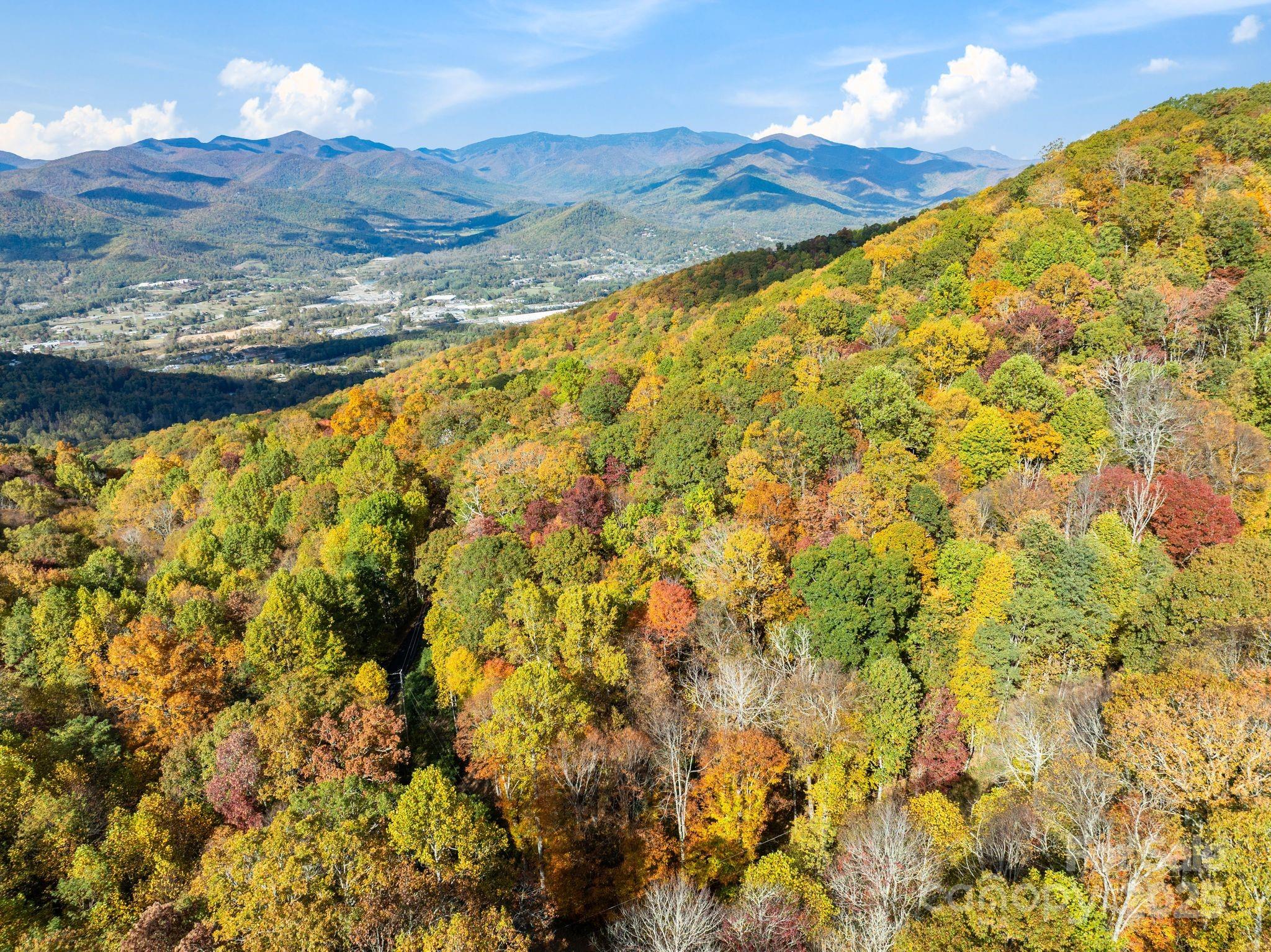Alpine Mountain - Land