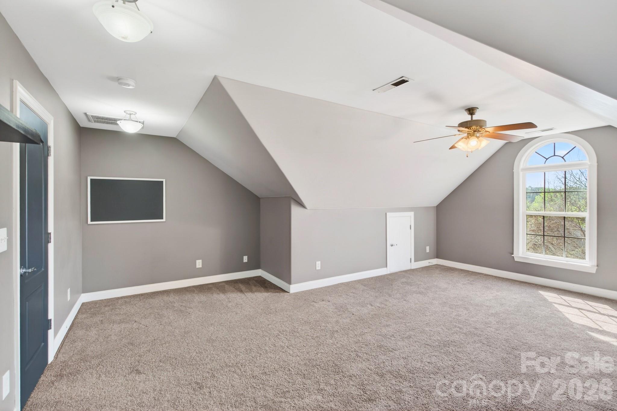 Tega Cay - Residential