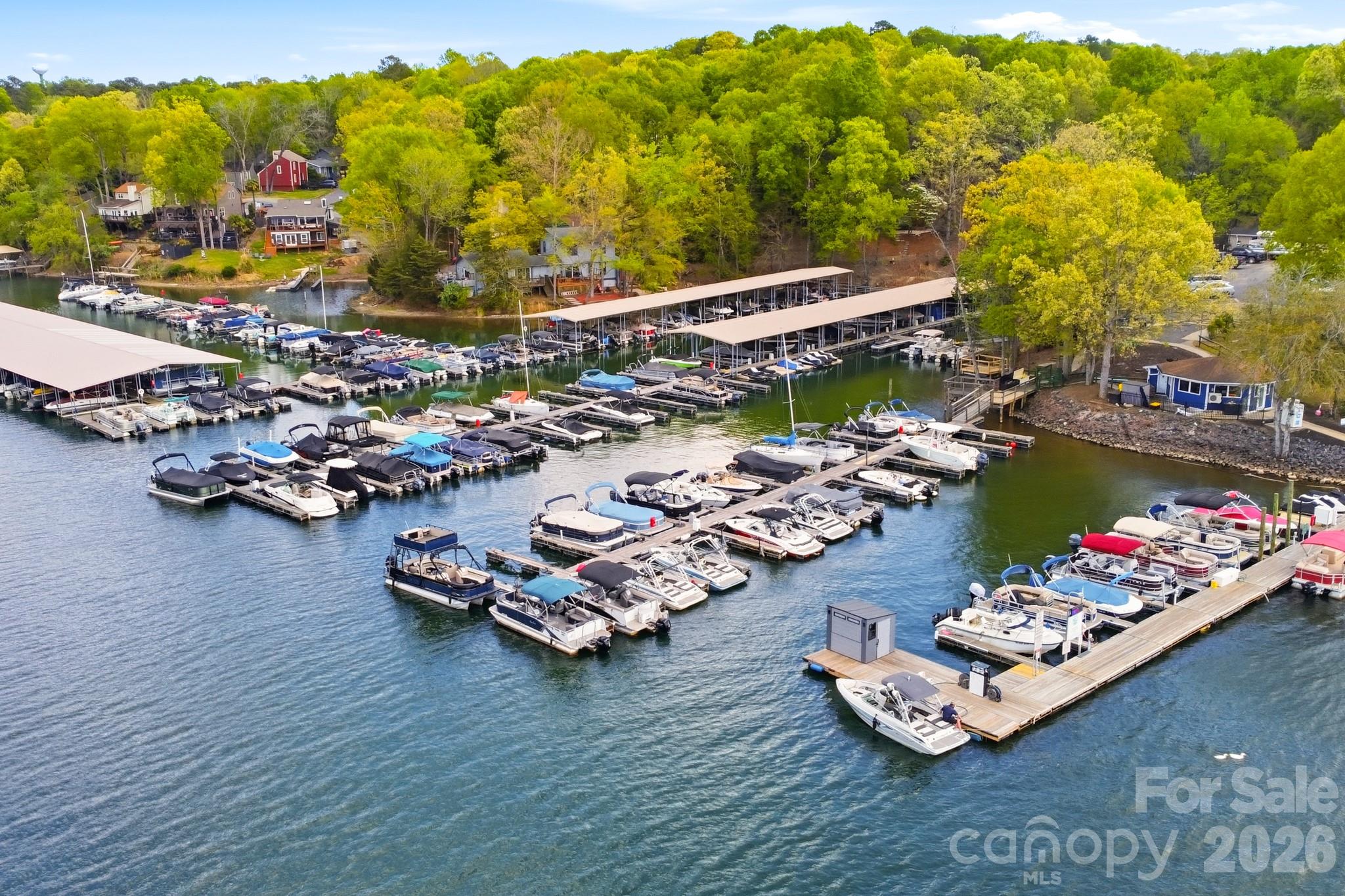 Tega Cay - Residential