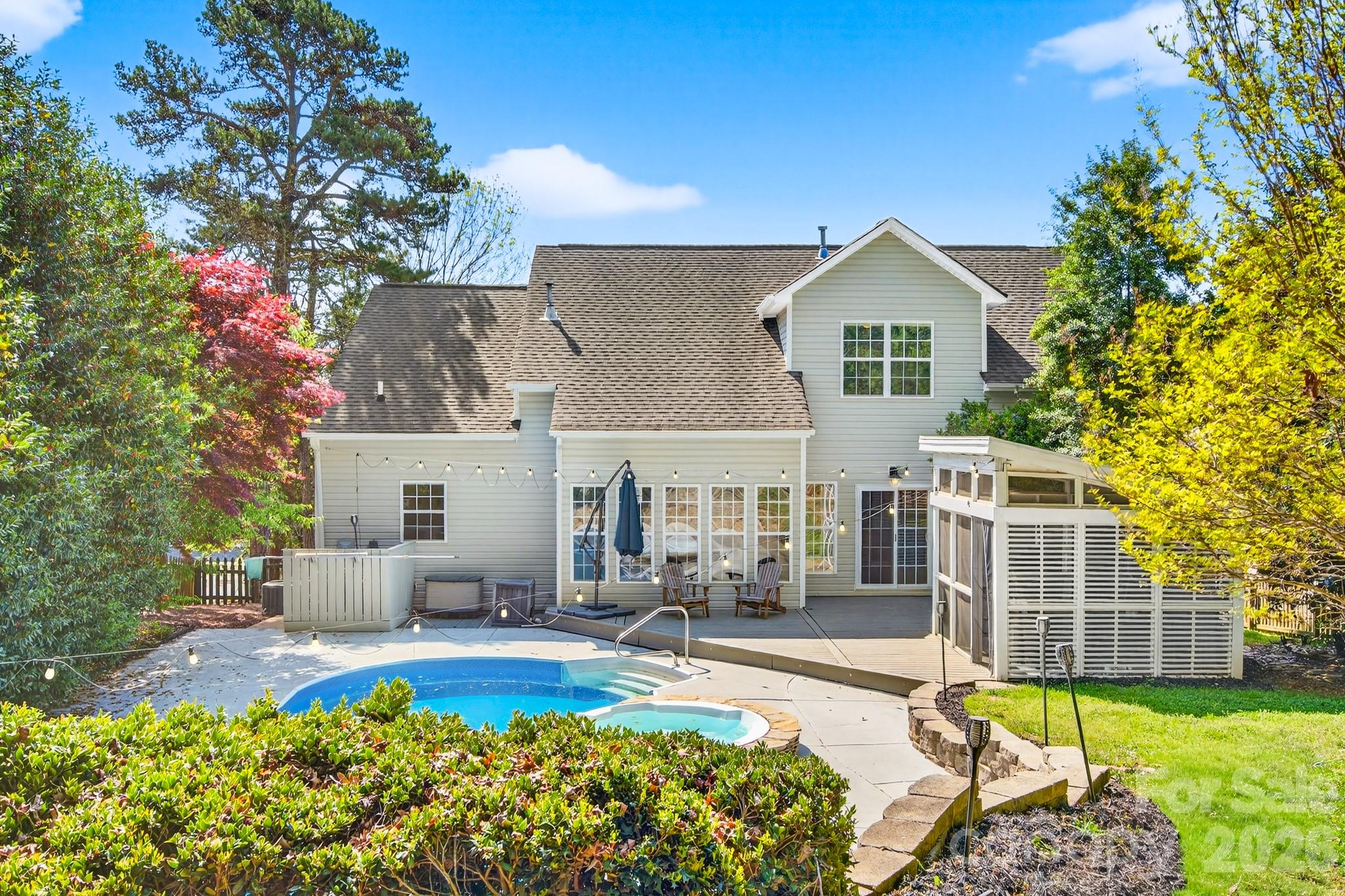 Tega Cay - Residential