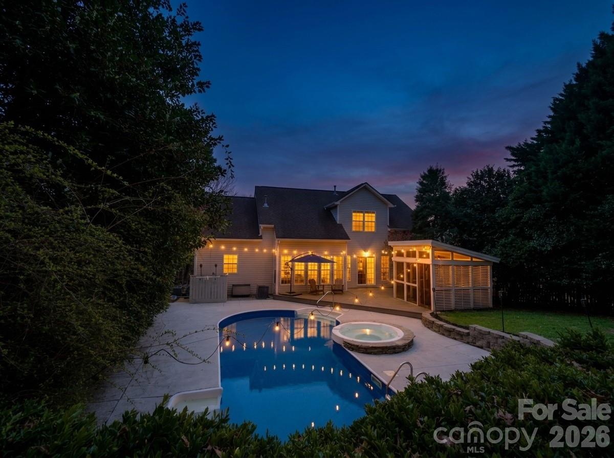Tega Cay - Residential