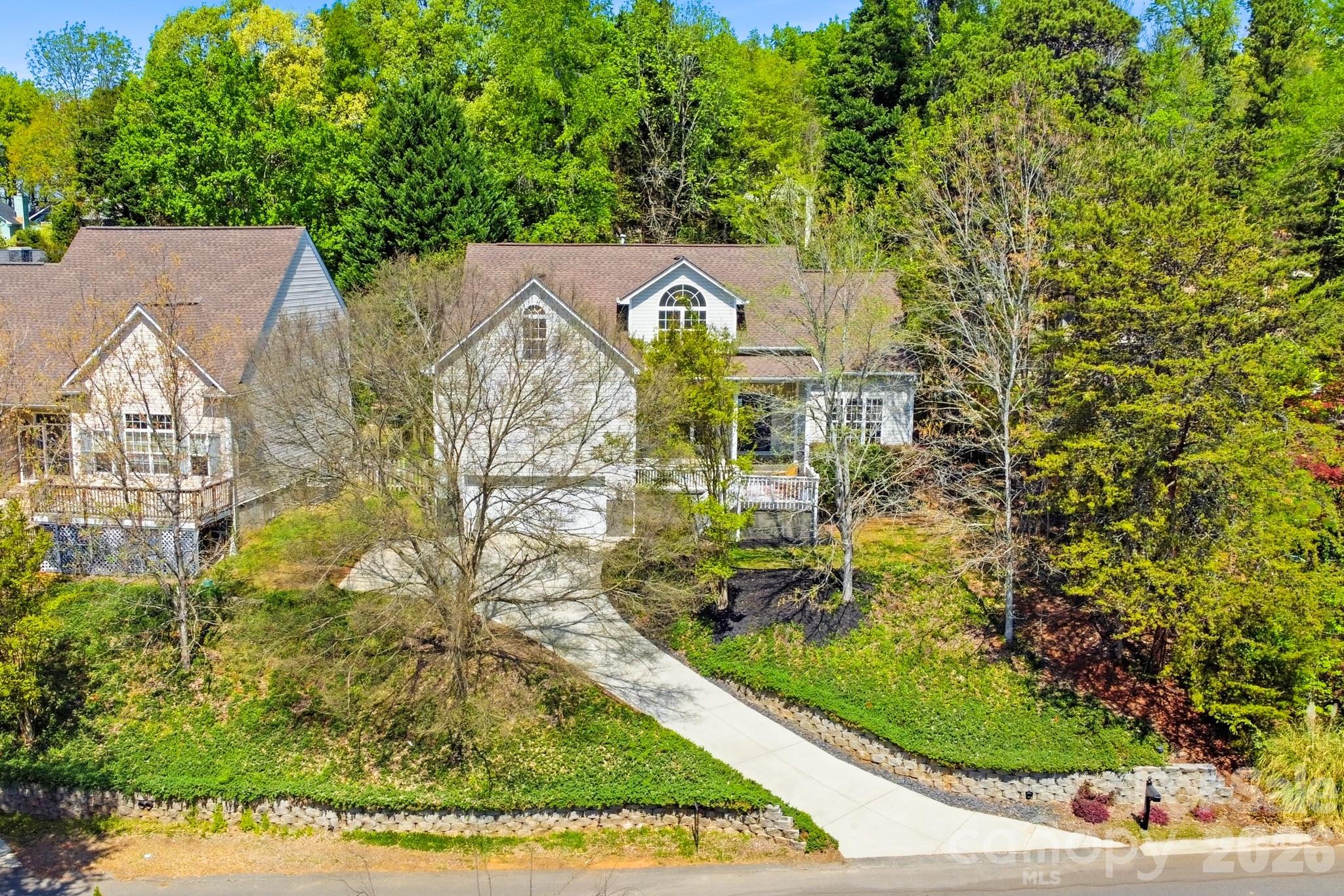 Tega Cay - Residential