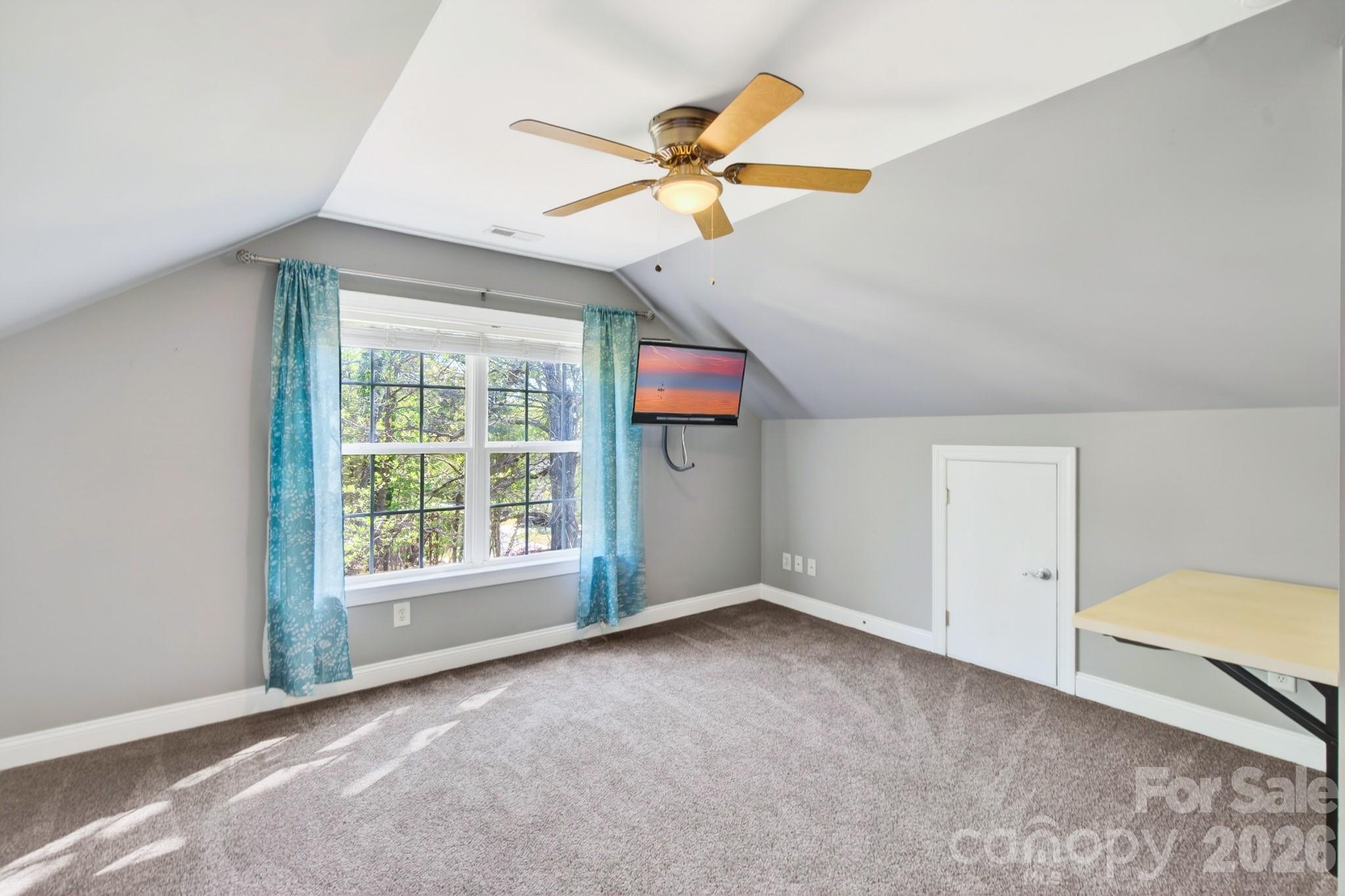 Tega Cay - Residential