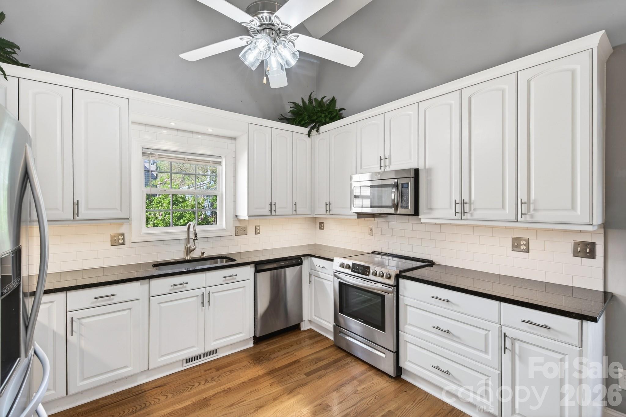 Tega Cay - Residential