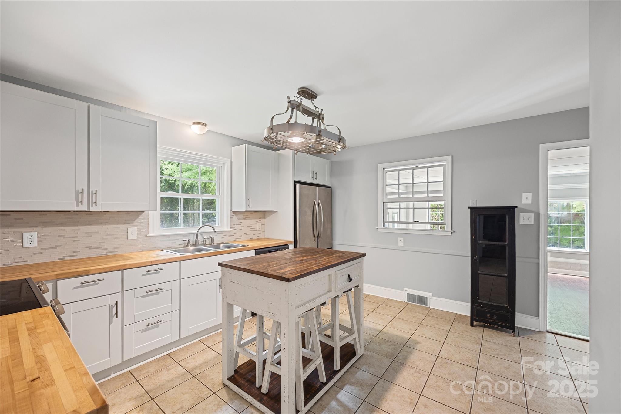 Marlwood Acres - Residential