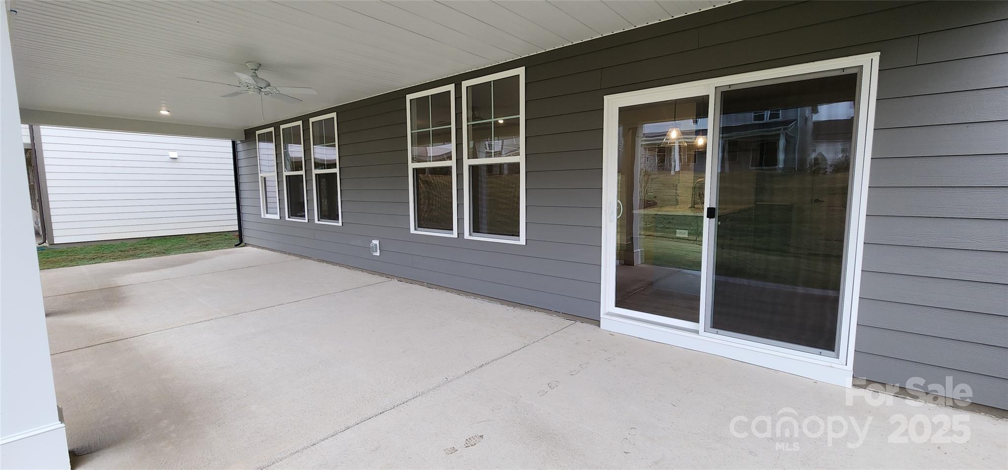 Lakeside Glen - Residential