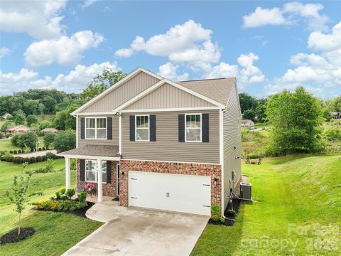 Photo of 129 Valleywood Drive, Waynesville, NC 28786 (MLS # 4383589)