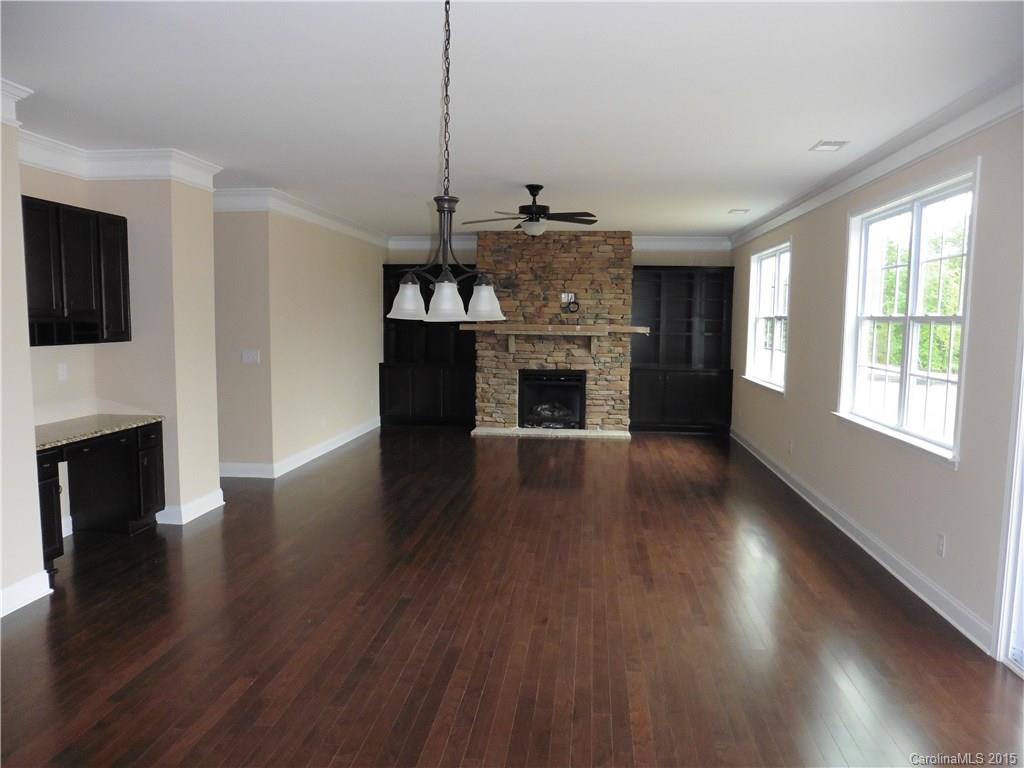 Lake Ridge - Residential