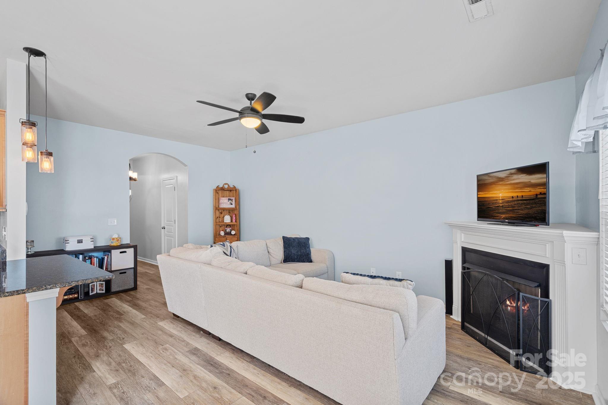 6834 Creft Circle