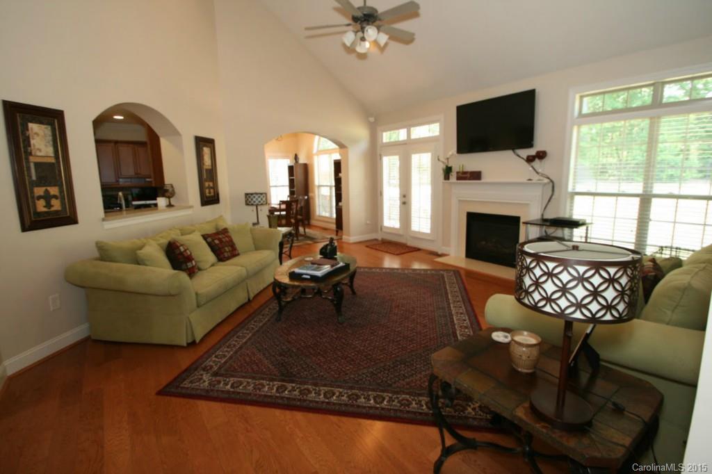 Fox Hunt Estates - Residential