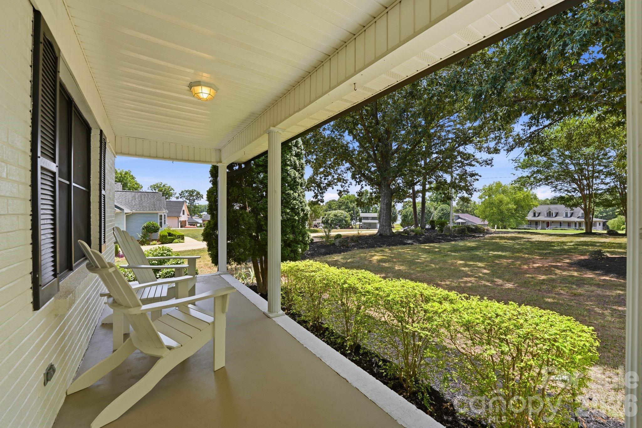 49435 River Run Road