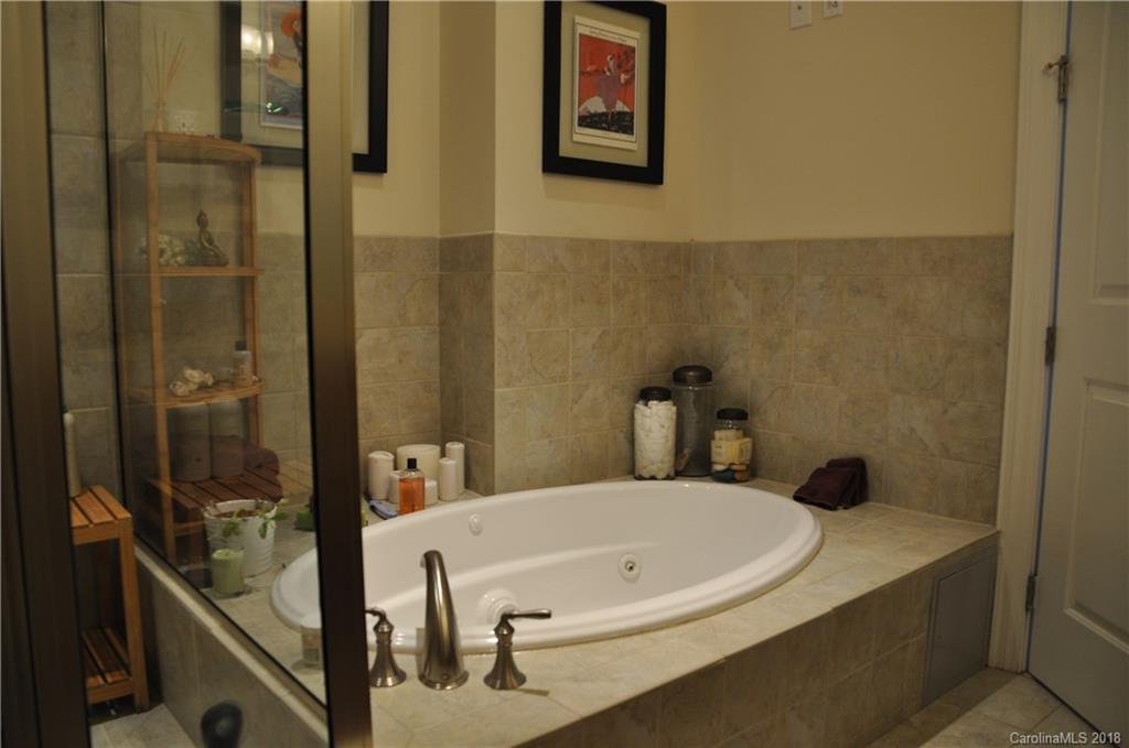 Myers Park - Residential Lease