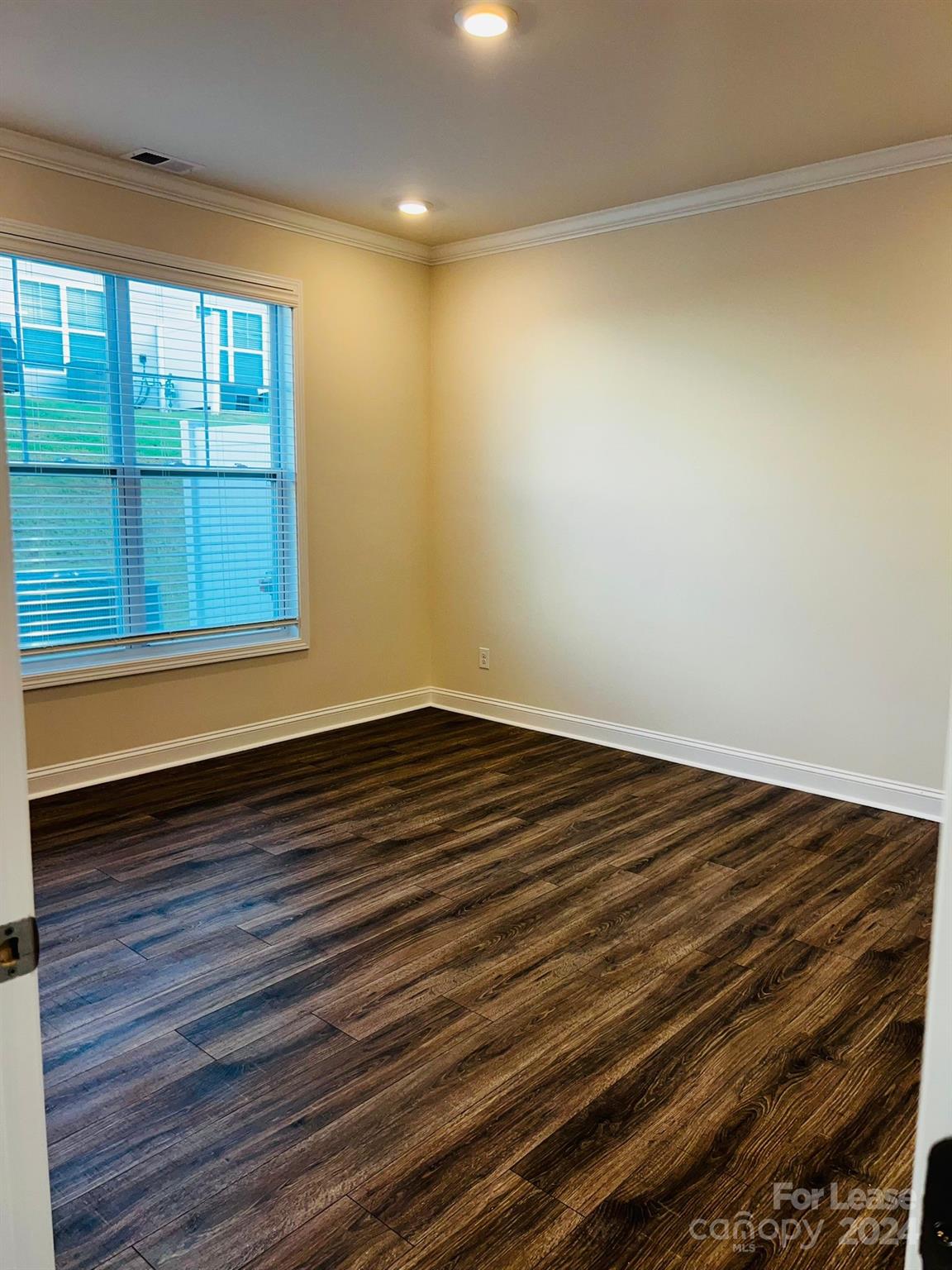 Blackstone Bay - Residential Lease