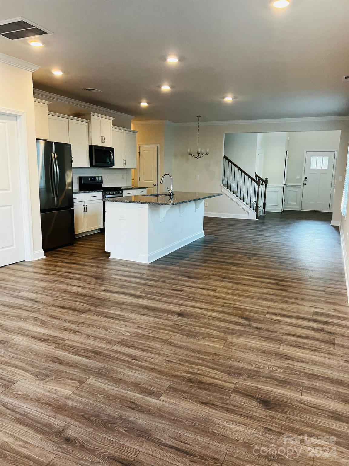 Blackstone Bay - Residential Lease