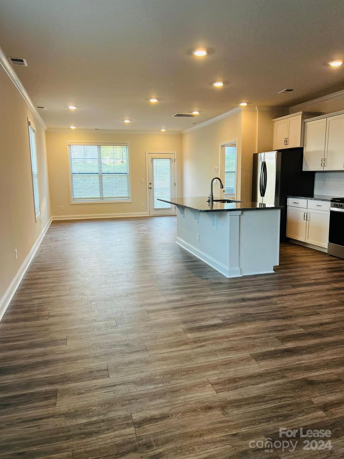 Blackstone Bay - Residential Lease