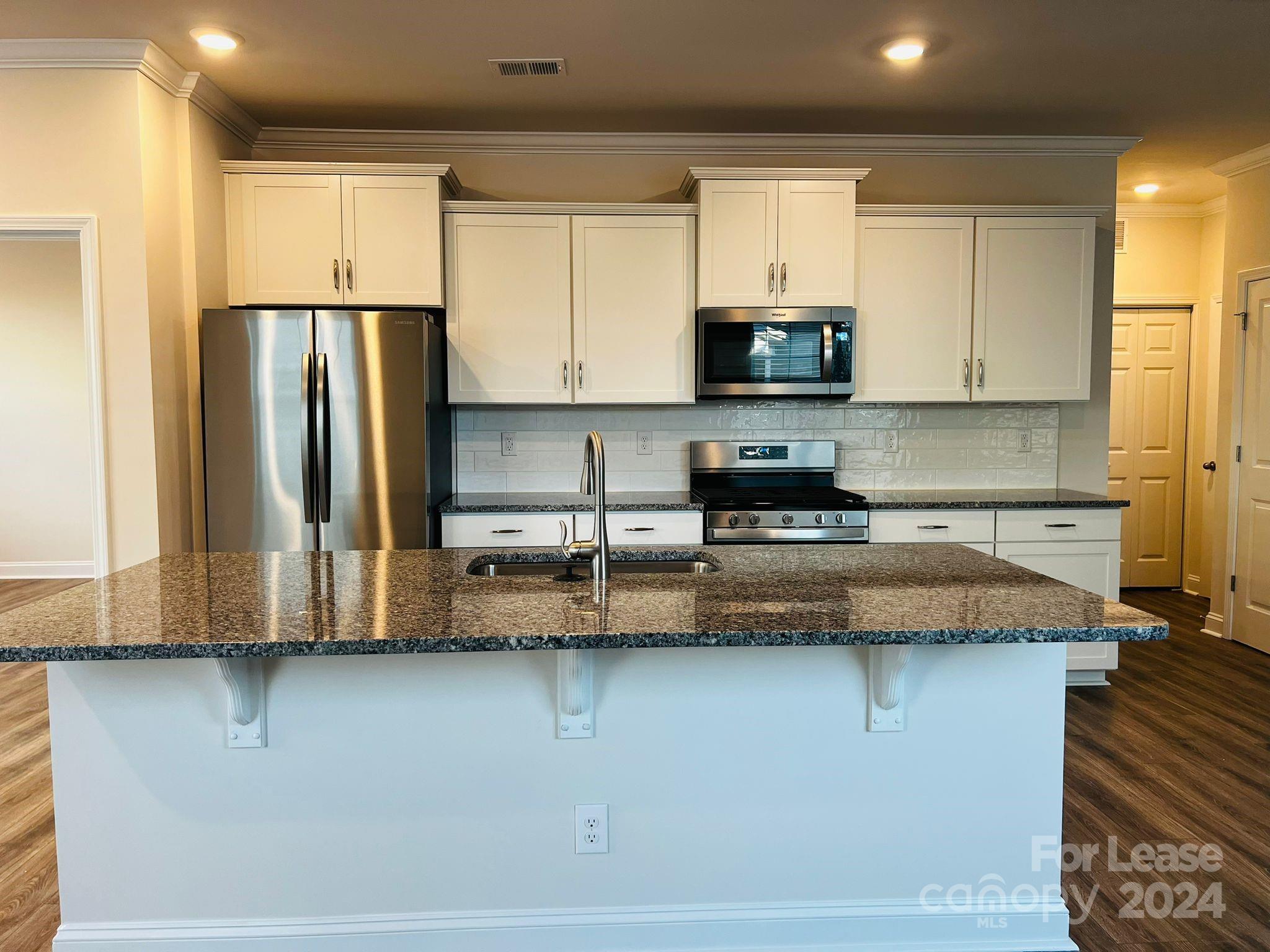 Blackstone Bay - Residential Lease
