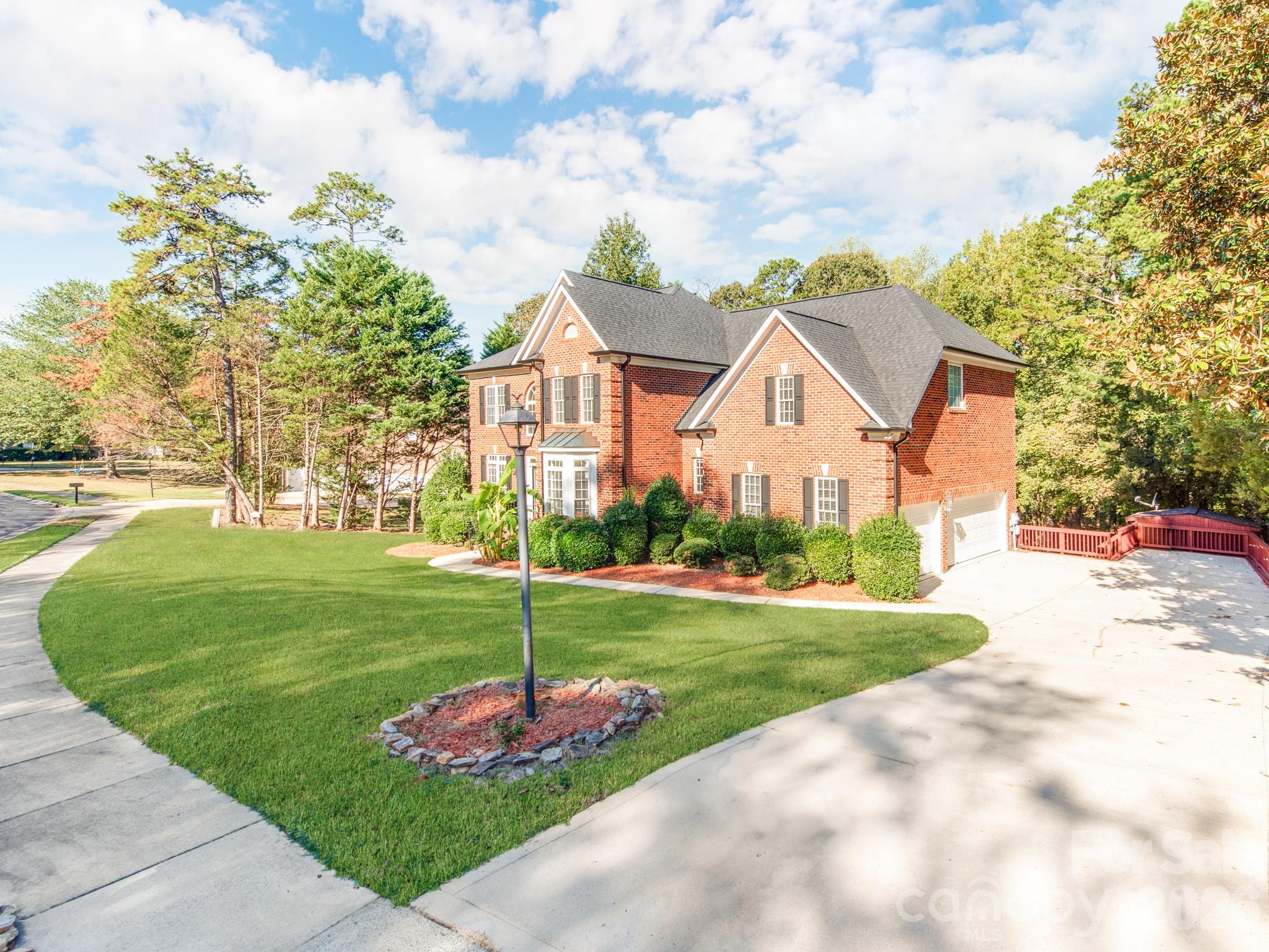 2910 Providence View Lane