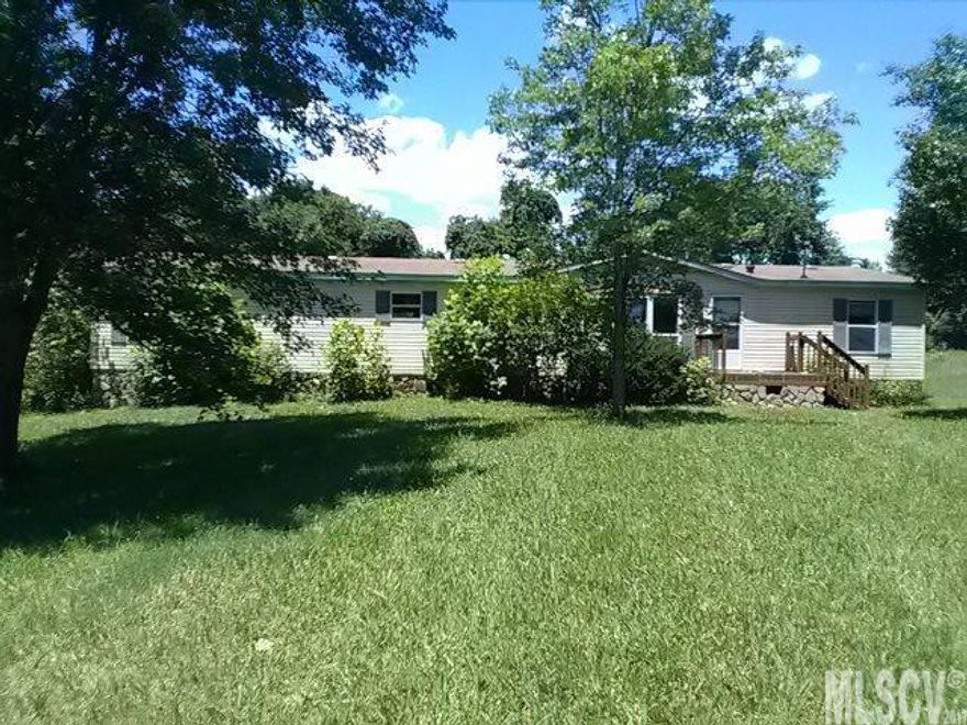 3BR/2BA home that is conveniently located near Business 321. Private location with a nice size yard. Master bedroom boasts walk in closet and master bath. This property is being sold "AS IS WHERE IS."