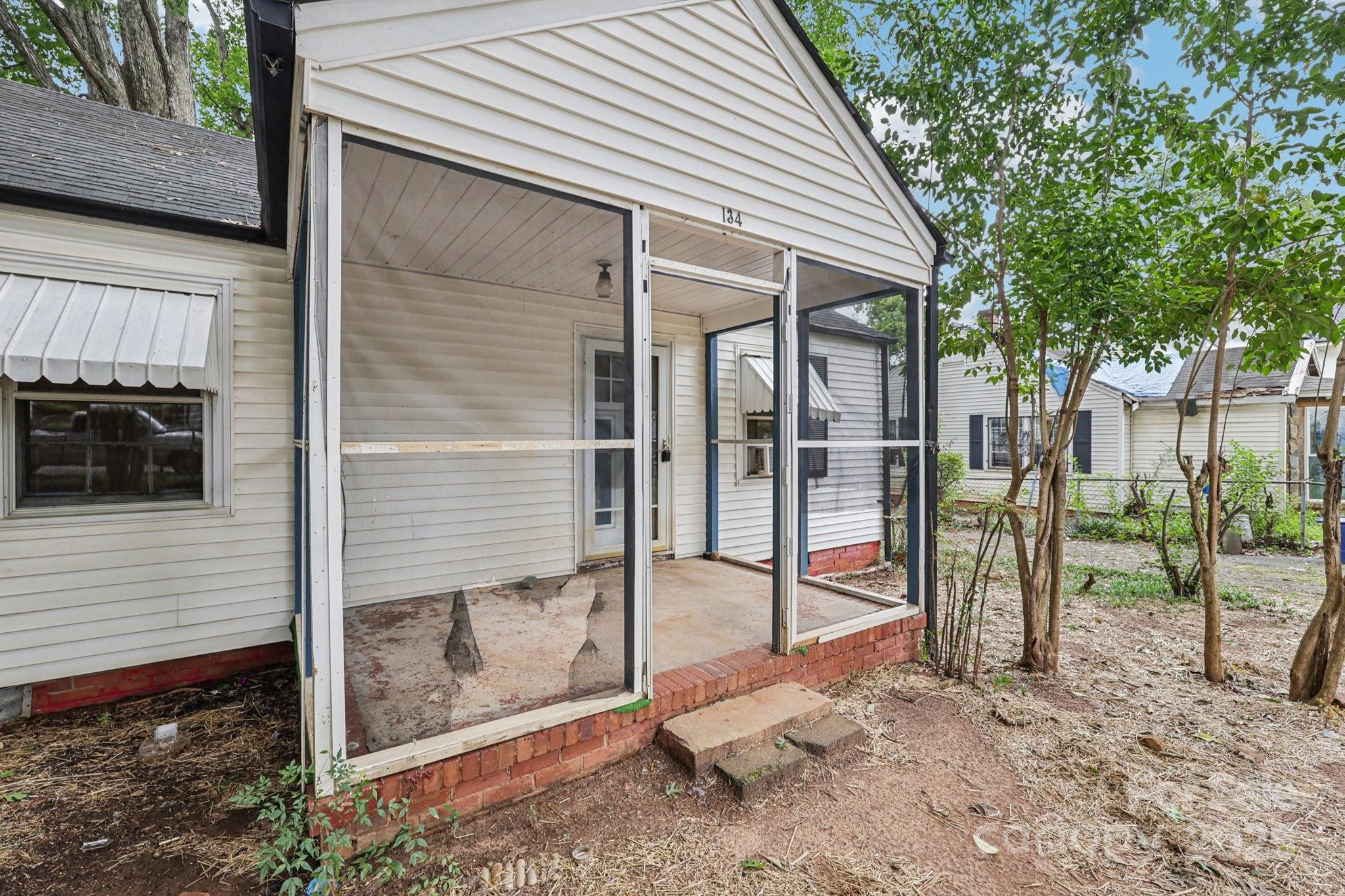 134 S Gregg Street