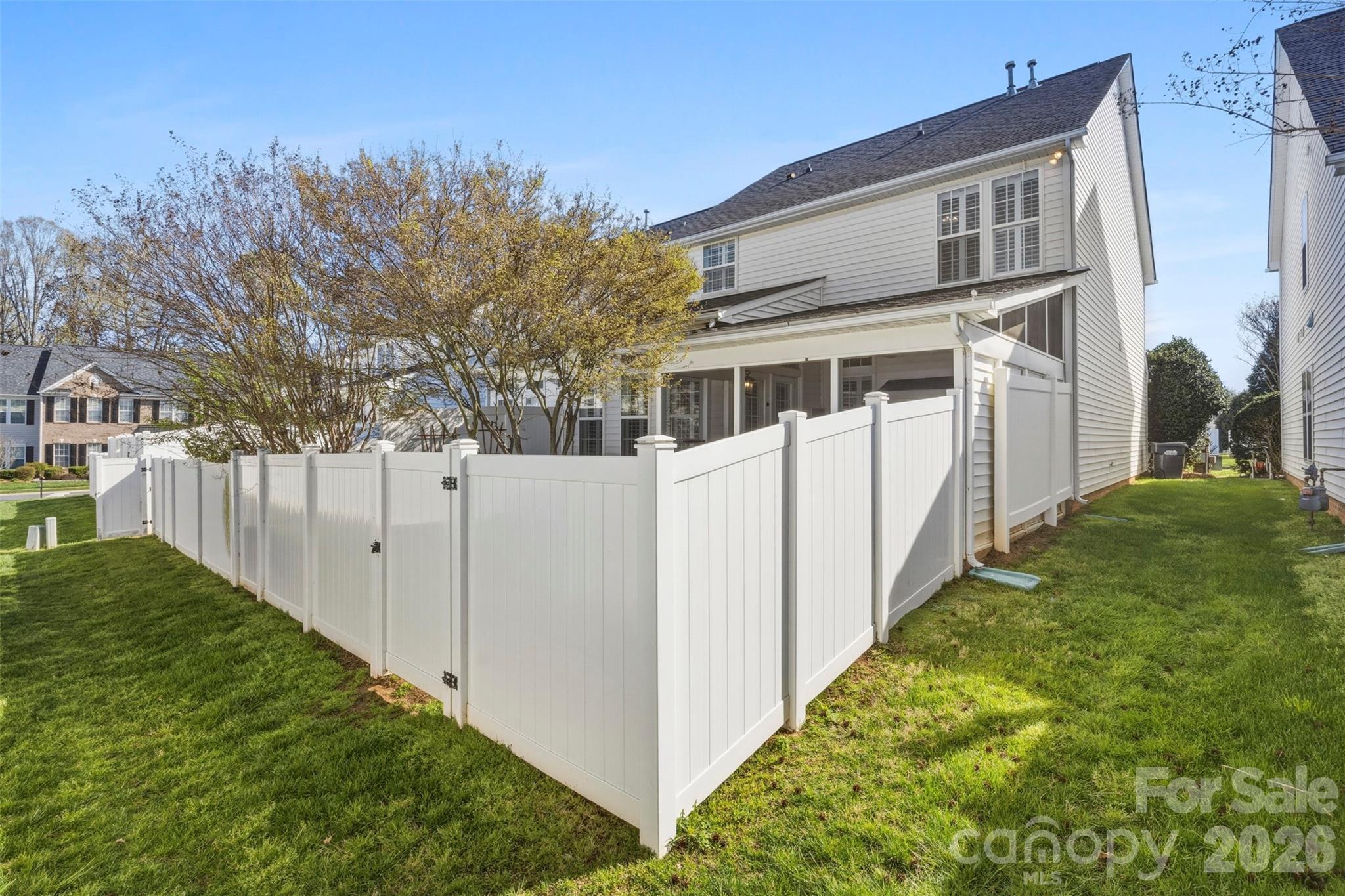 Sunset Point Townhomes - Residential