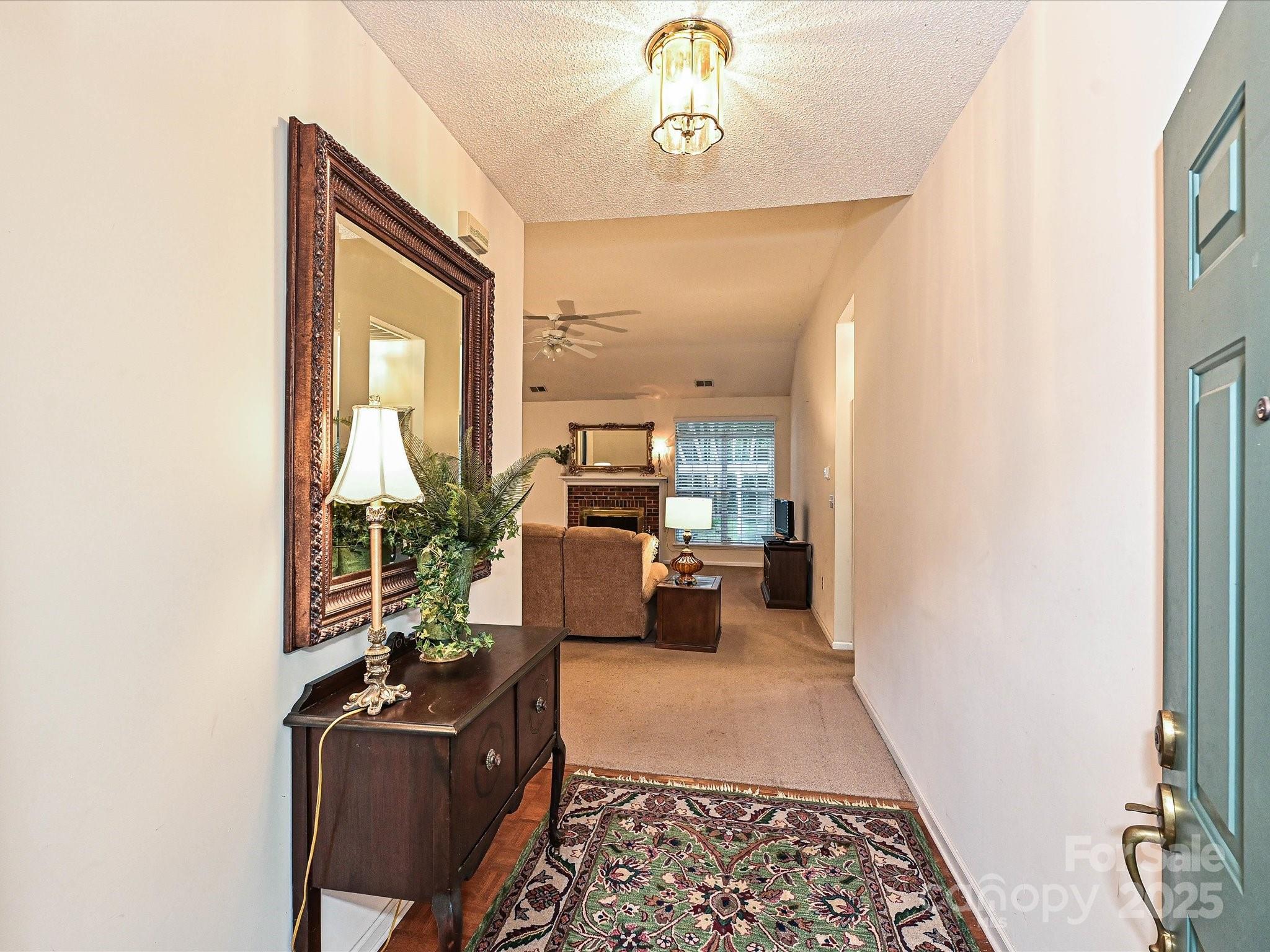 5607 Oak Drive