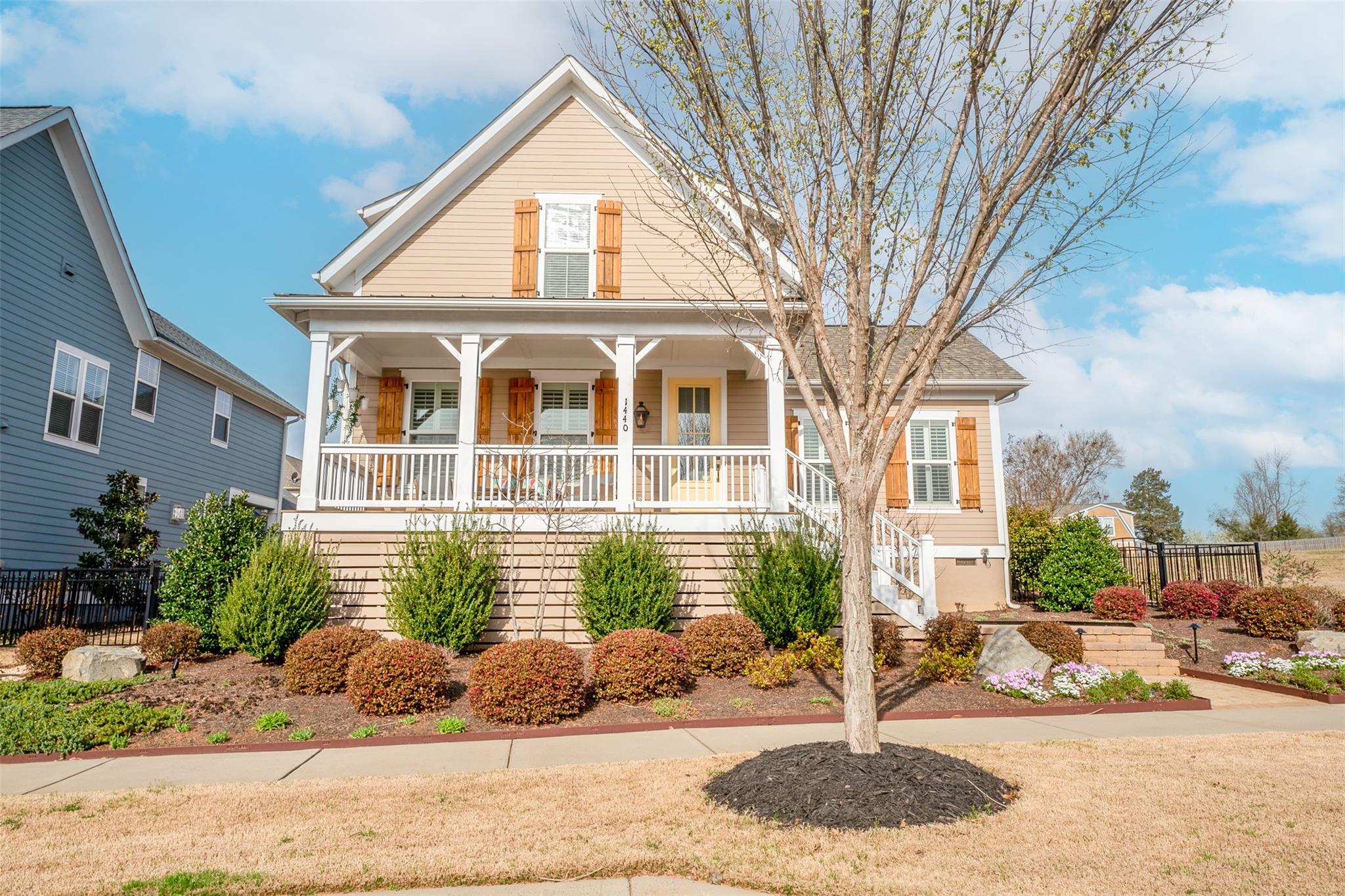 Riverwalk - Residential