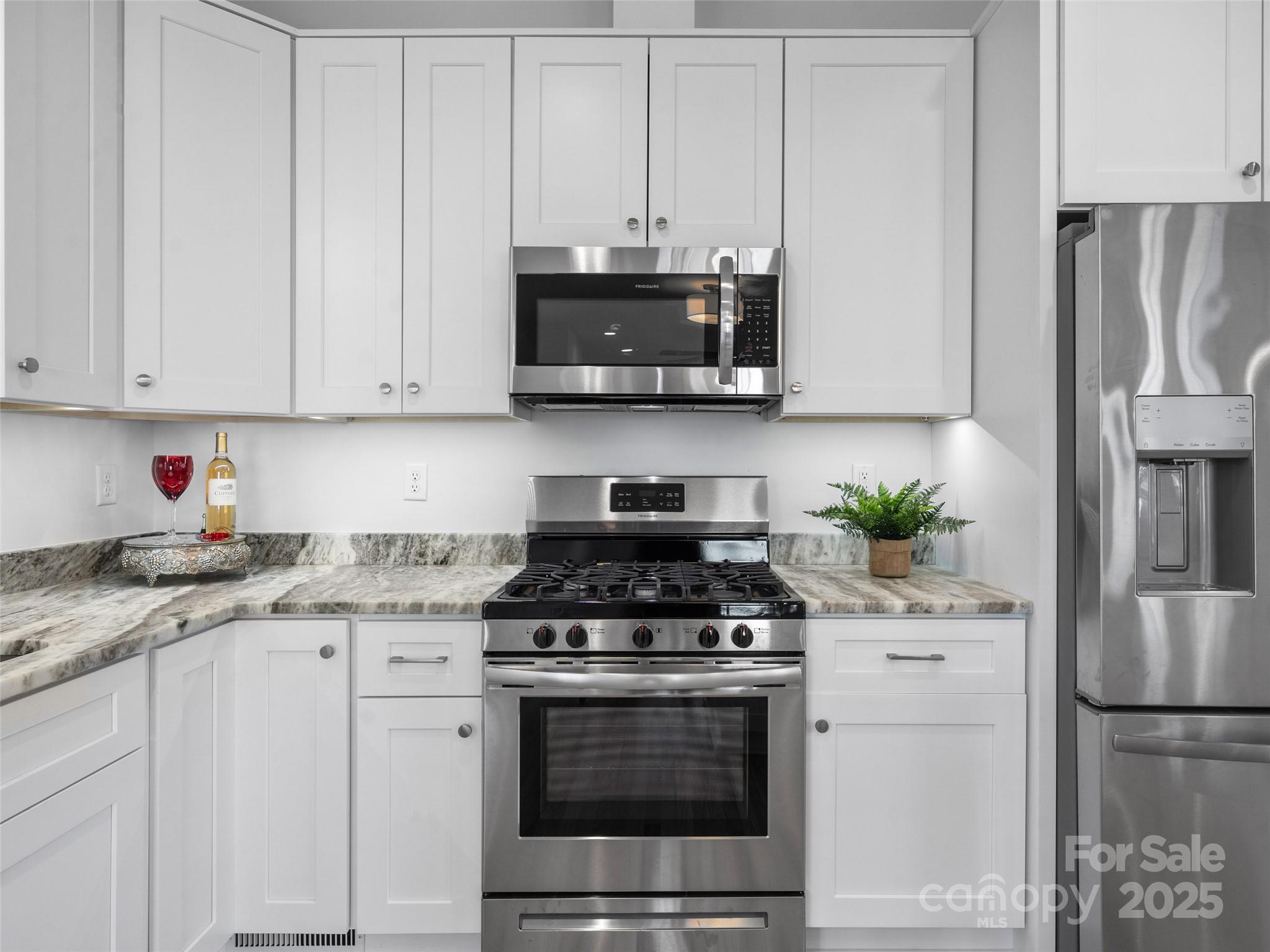21 Skyvue Court G