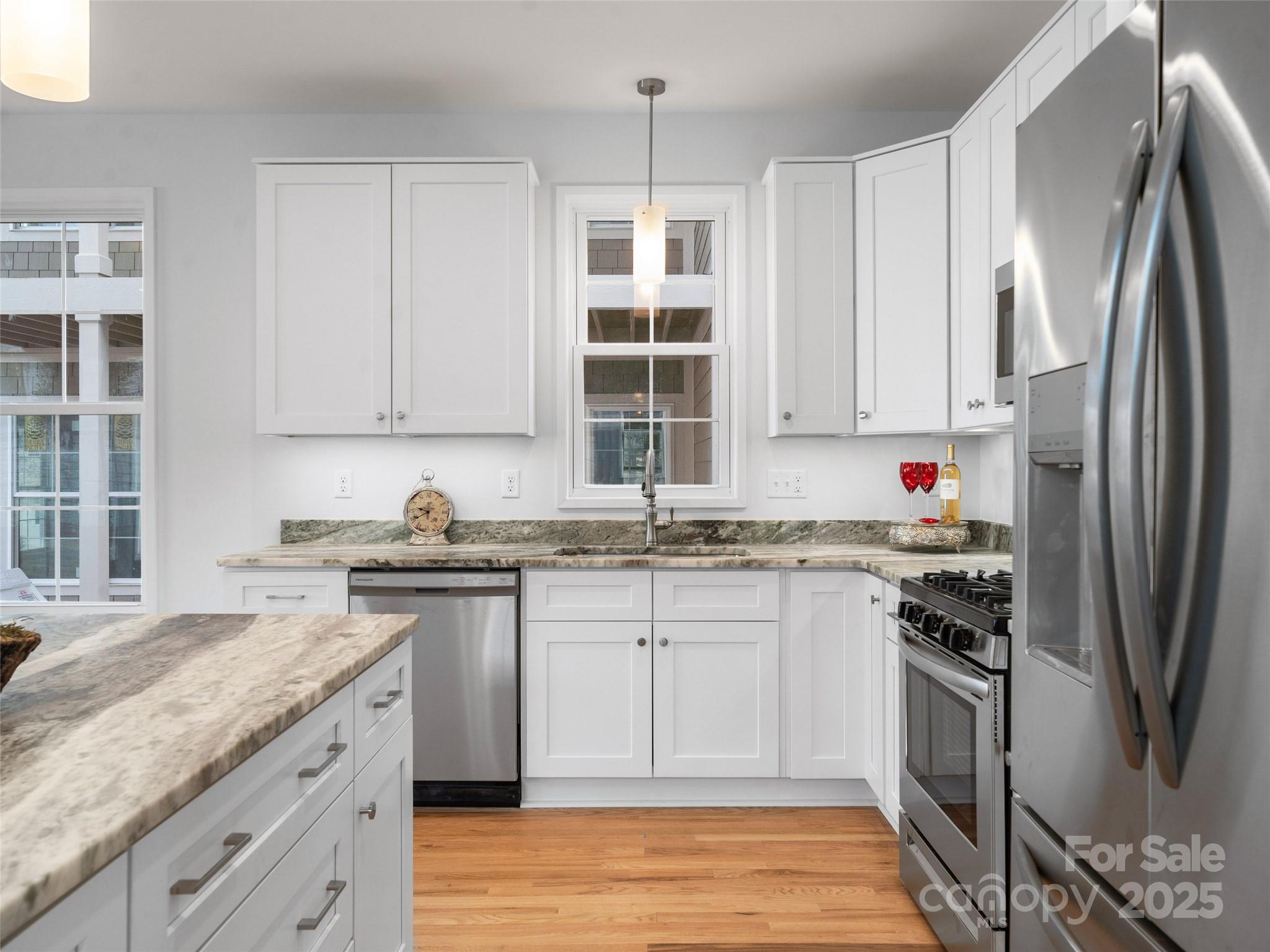 21 Skyvue Court G