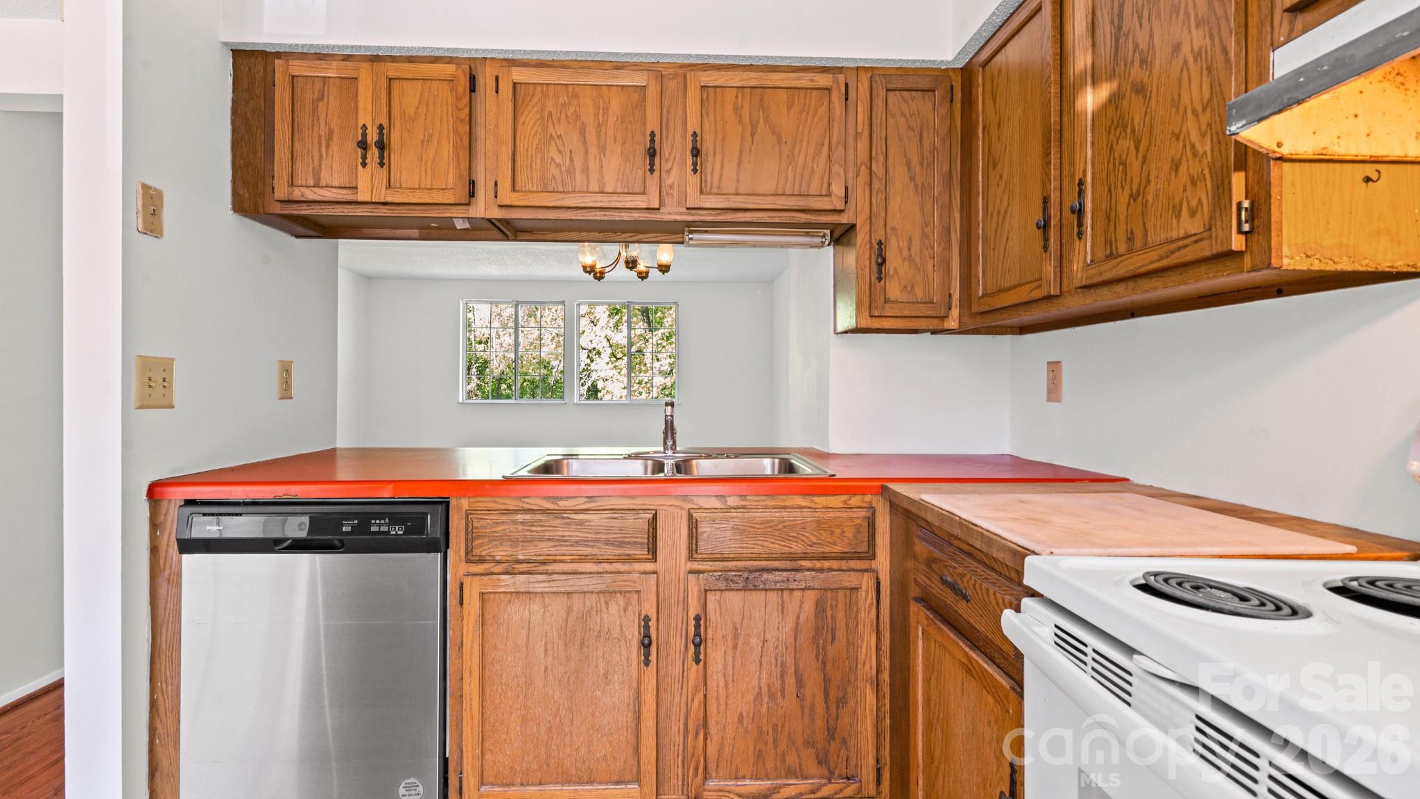 Waterford Townhomes - Residential