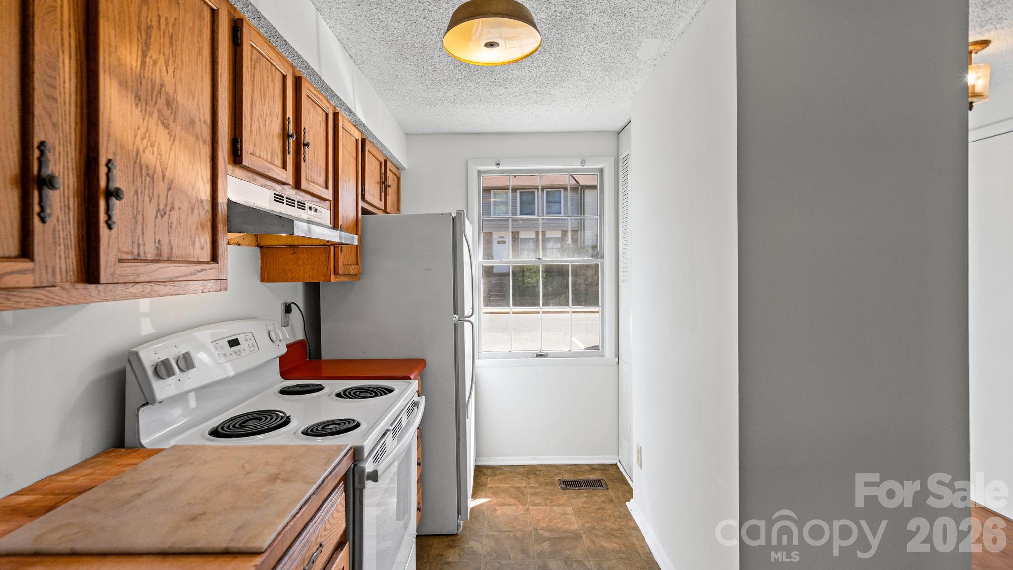 Waterford Townhomes - Residential