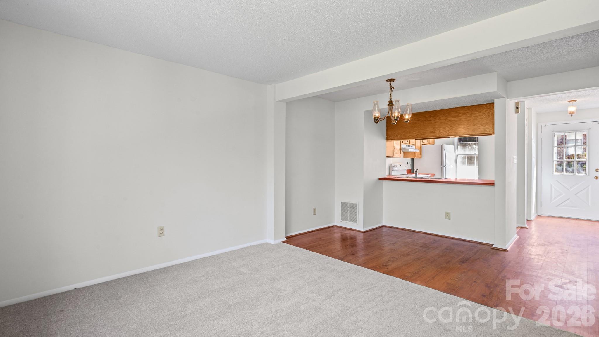 Waterford Townhomes - Residential