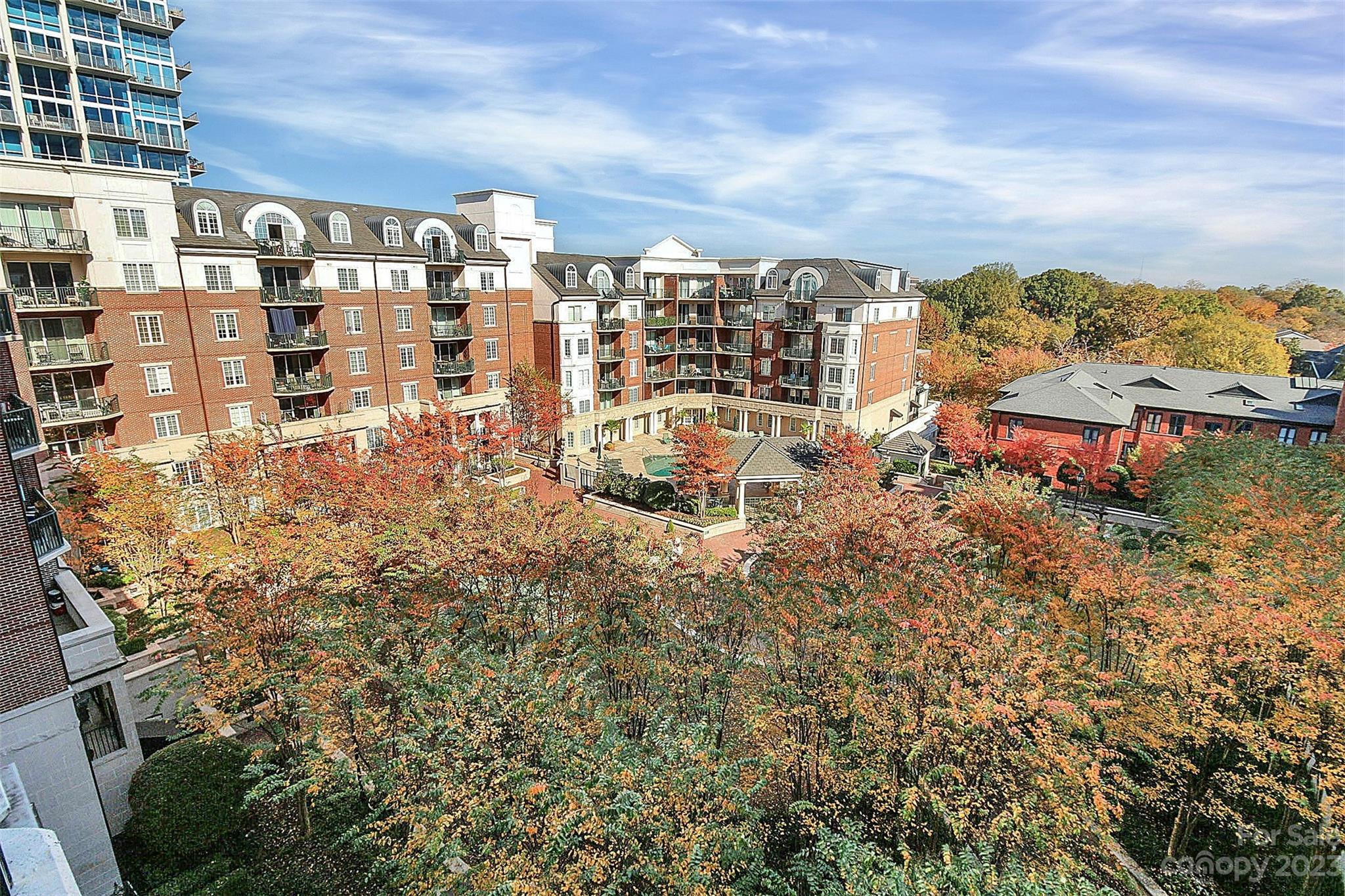 Fifth And Poplar - Residential