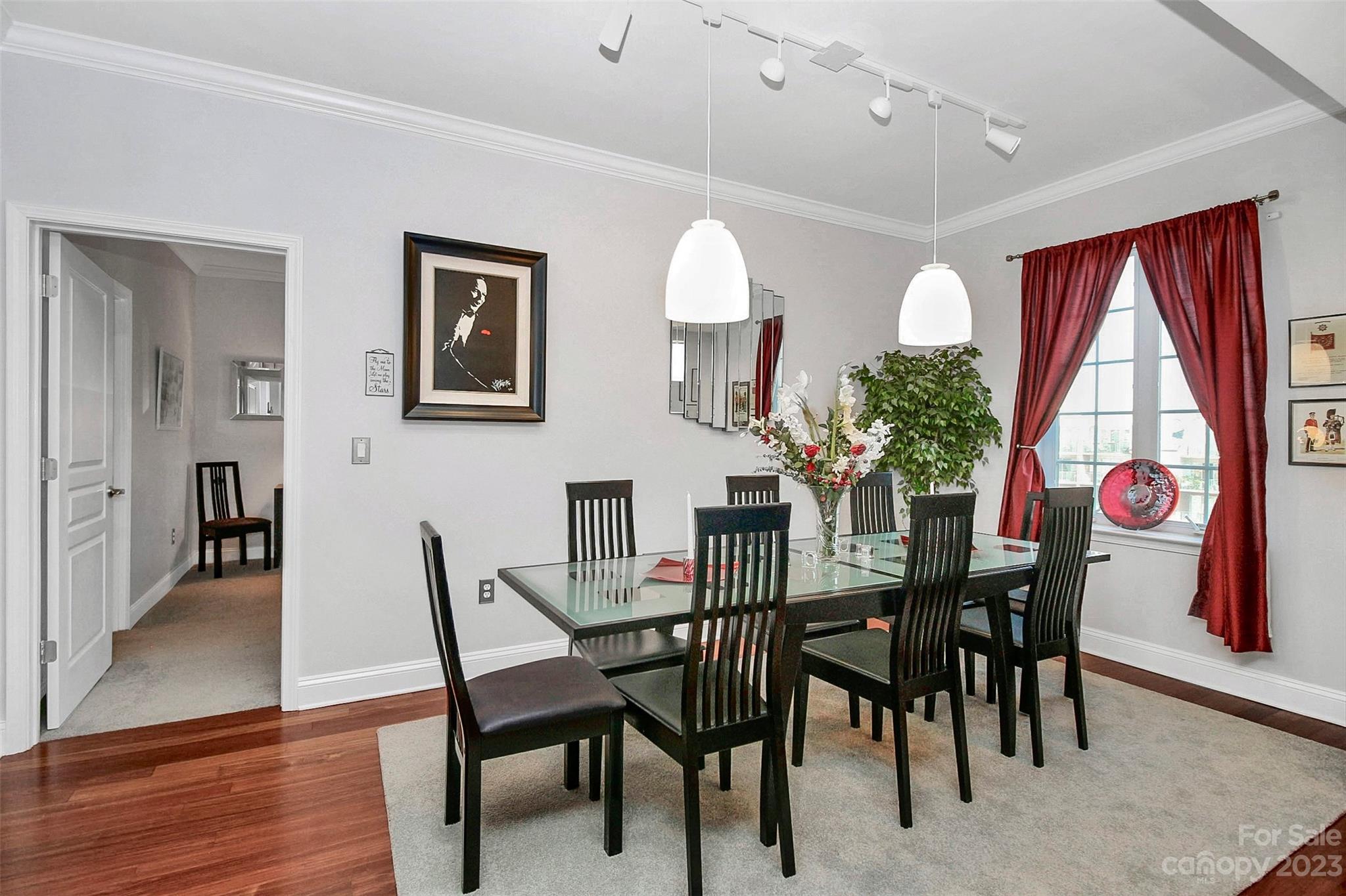 Fifth And Poplar - Residential