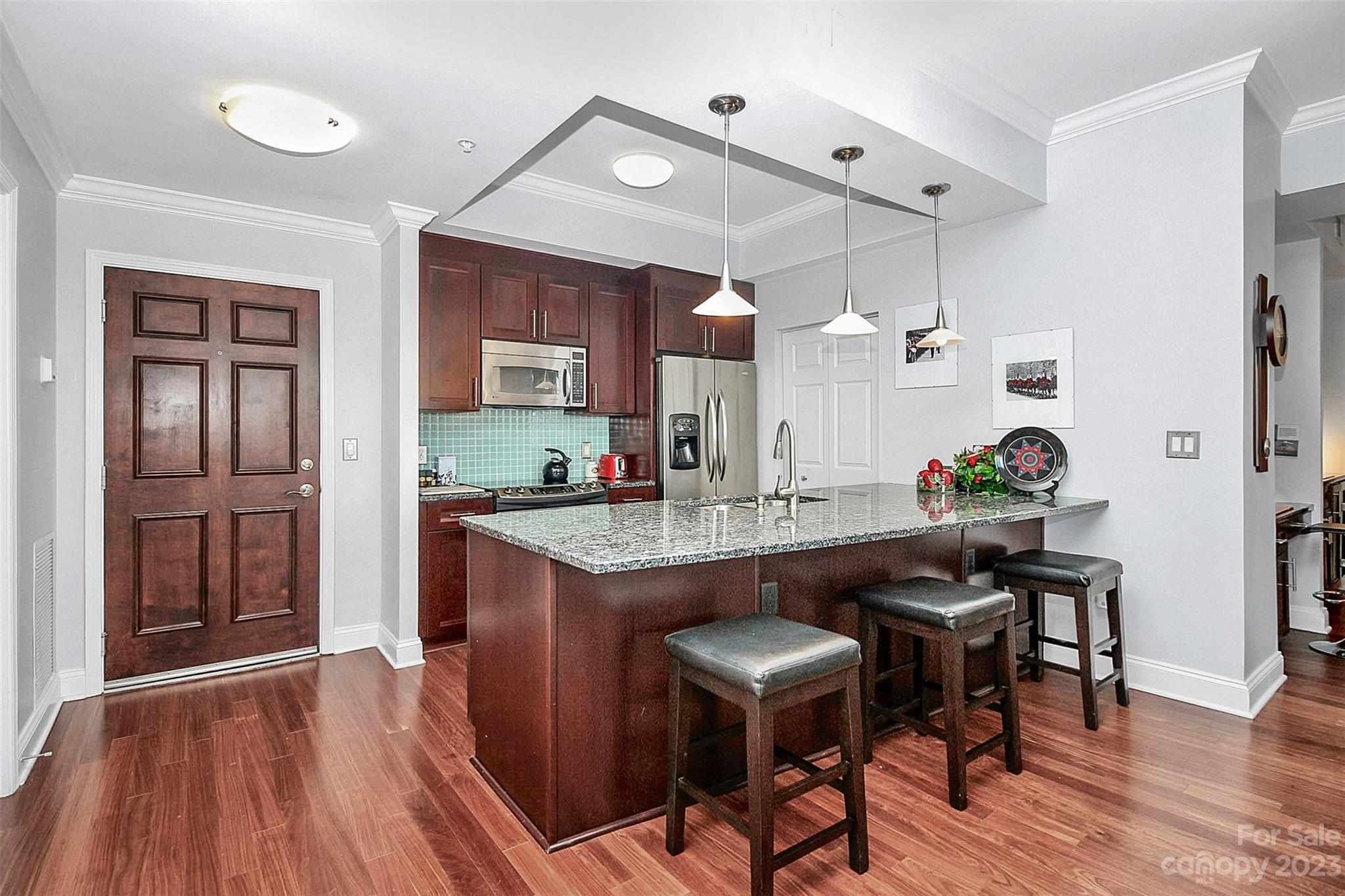 Fifth And Poplar - Residential