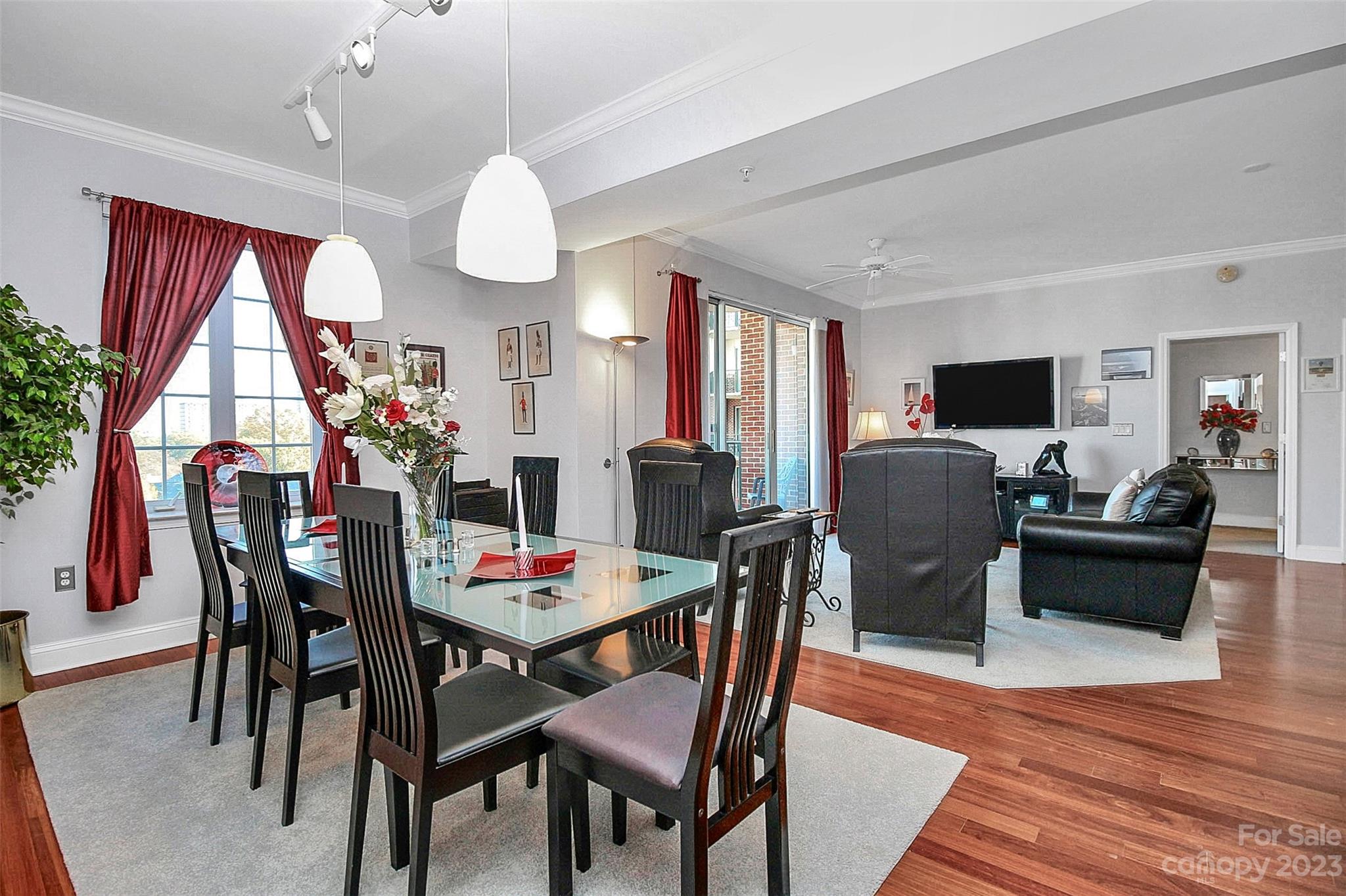 Fifth And Poplar - Residential