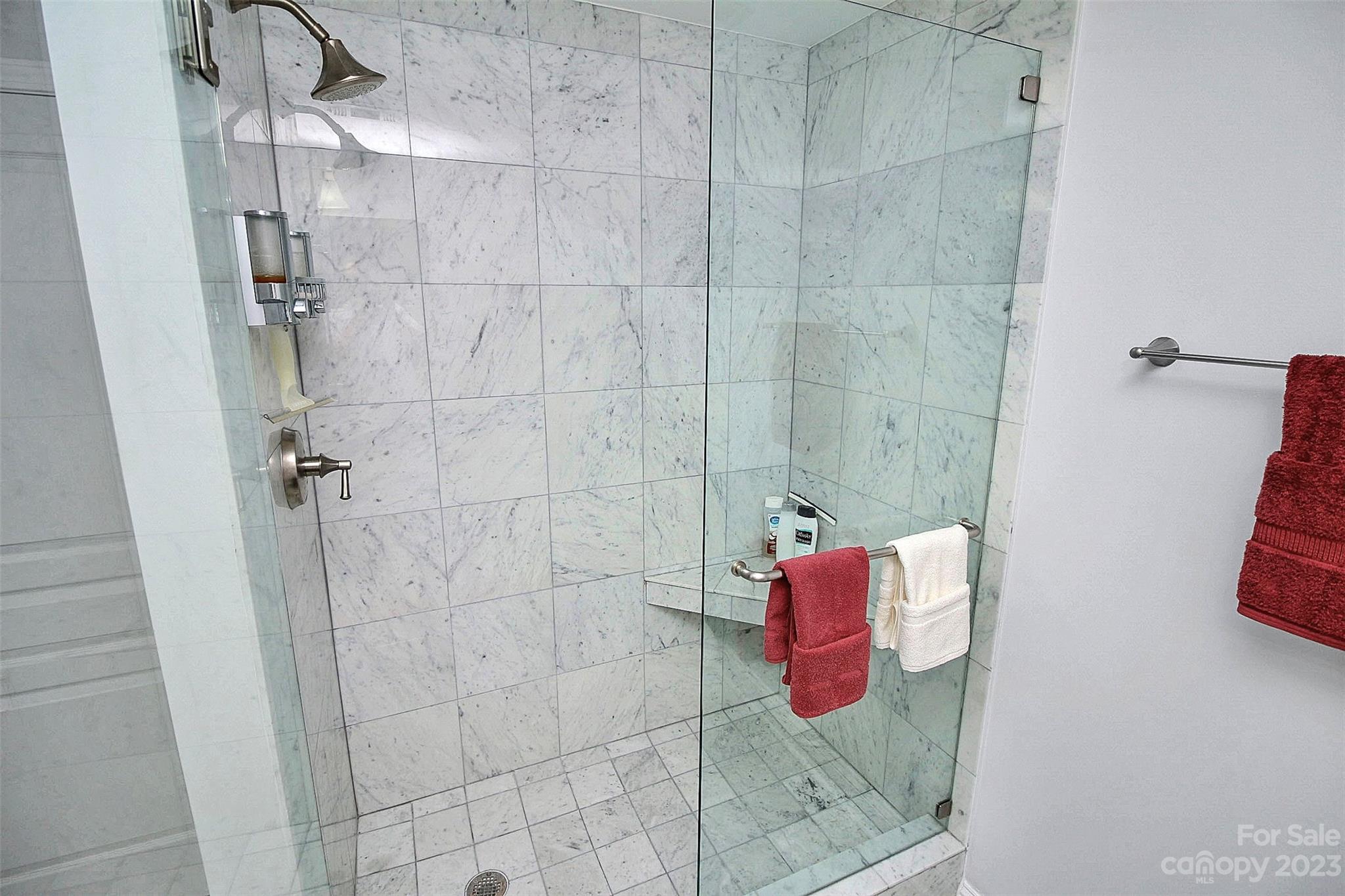 Fifth And Poplar - Residential