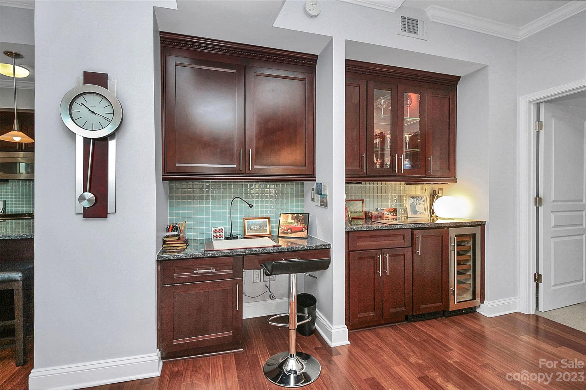 Fifth And Poplar - Residential