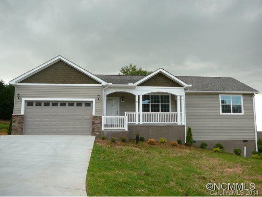 New construction. 1 year builder's warranty included. Great neighborhood with higher priced homes and low HOA fees. Stainless steel appliances, beautiful archways, kitchen island, 9 ft. ceilings, crown moldings, laundry room, concrete drive. Front covered porch and rear deck, both with mountain views. Best priced home in the neighborhood. Taxes TBD