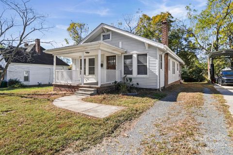 Photo of 128 Harwood Street, Albemarle, NC 28001 (MLS # 4315265)