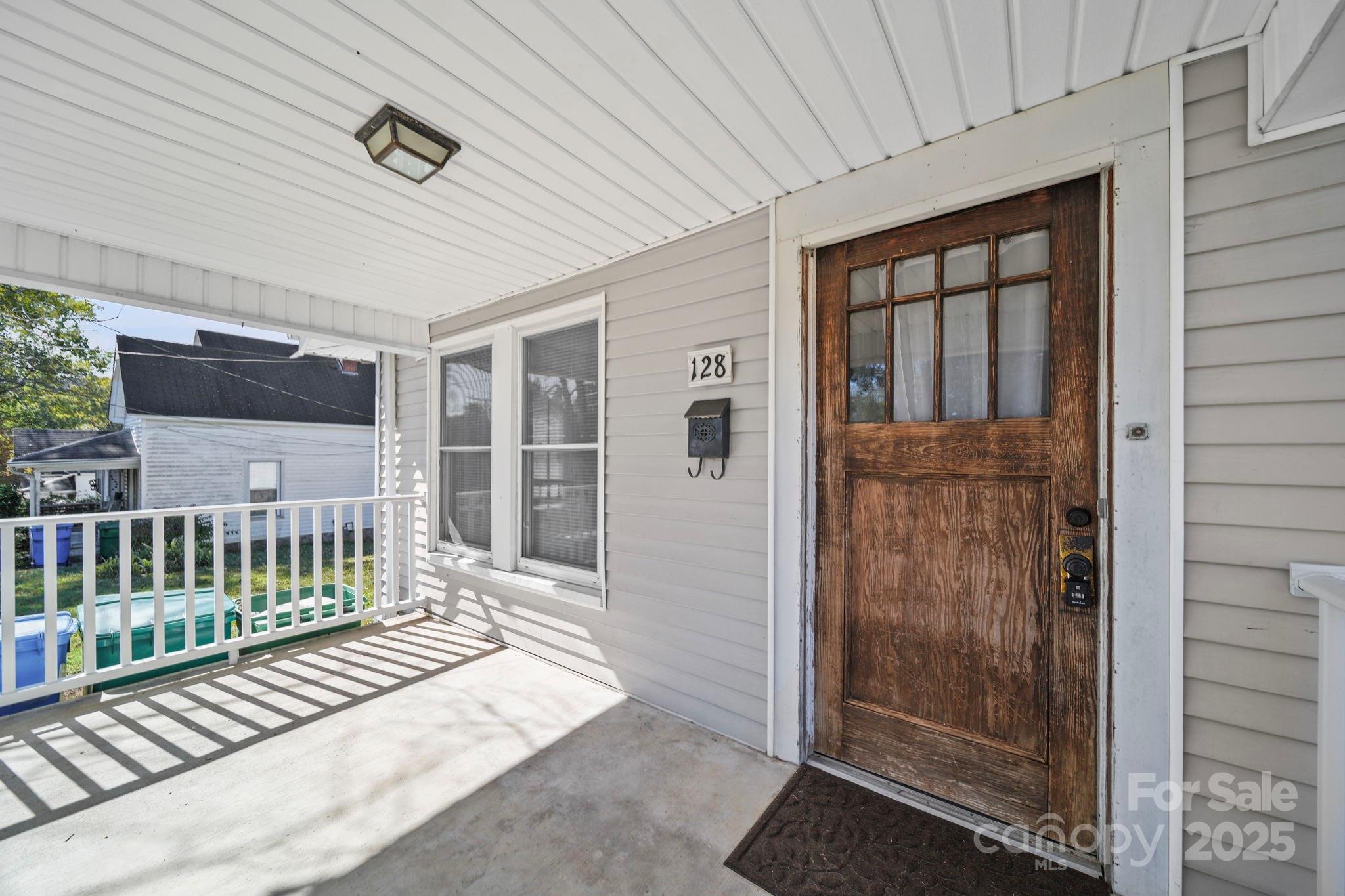 128 Harwood Street