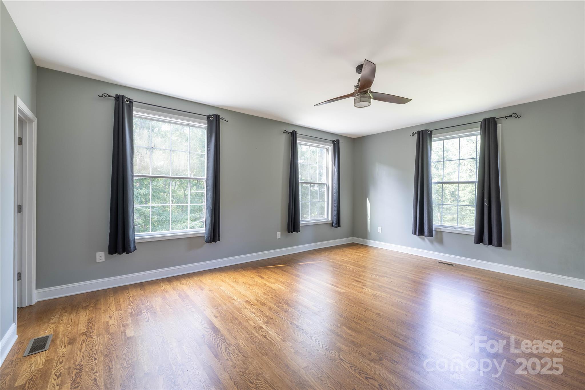 Woodrun - Residential Lease